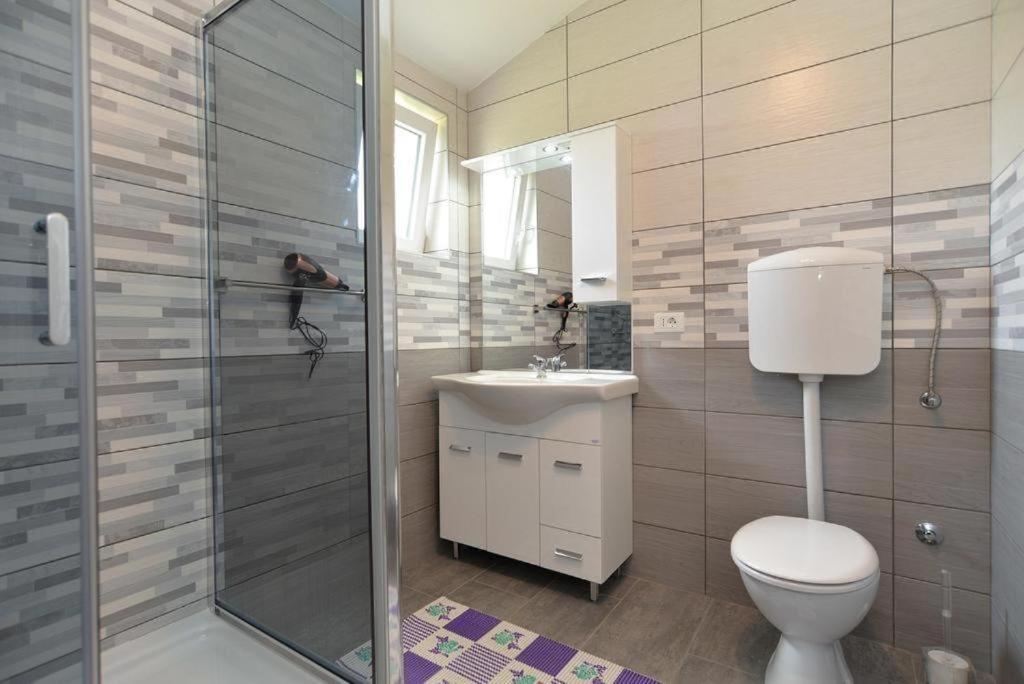Apartment - Photo 29