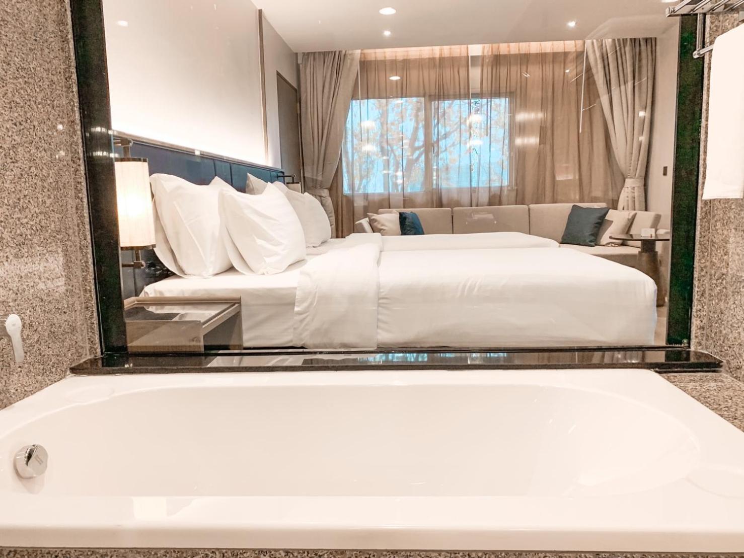 Grand Deluxe Double or Twin Room photo 2
