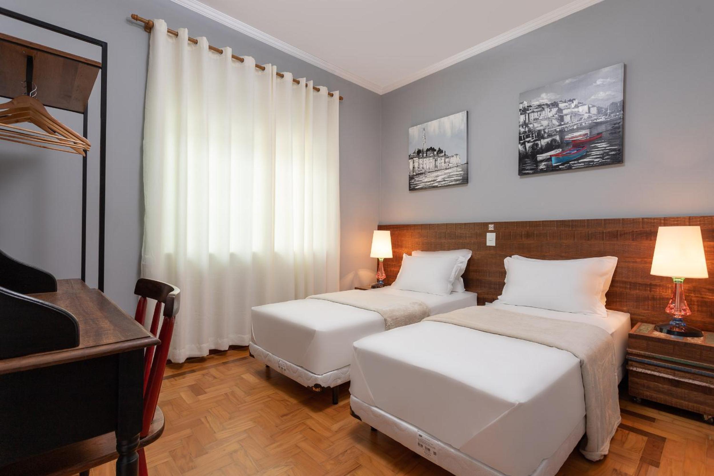 Twin Room with Private External Bathroom - Photo 1