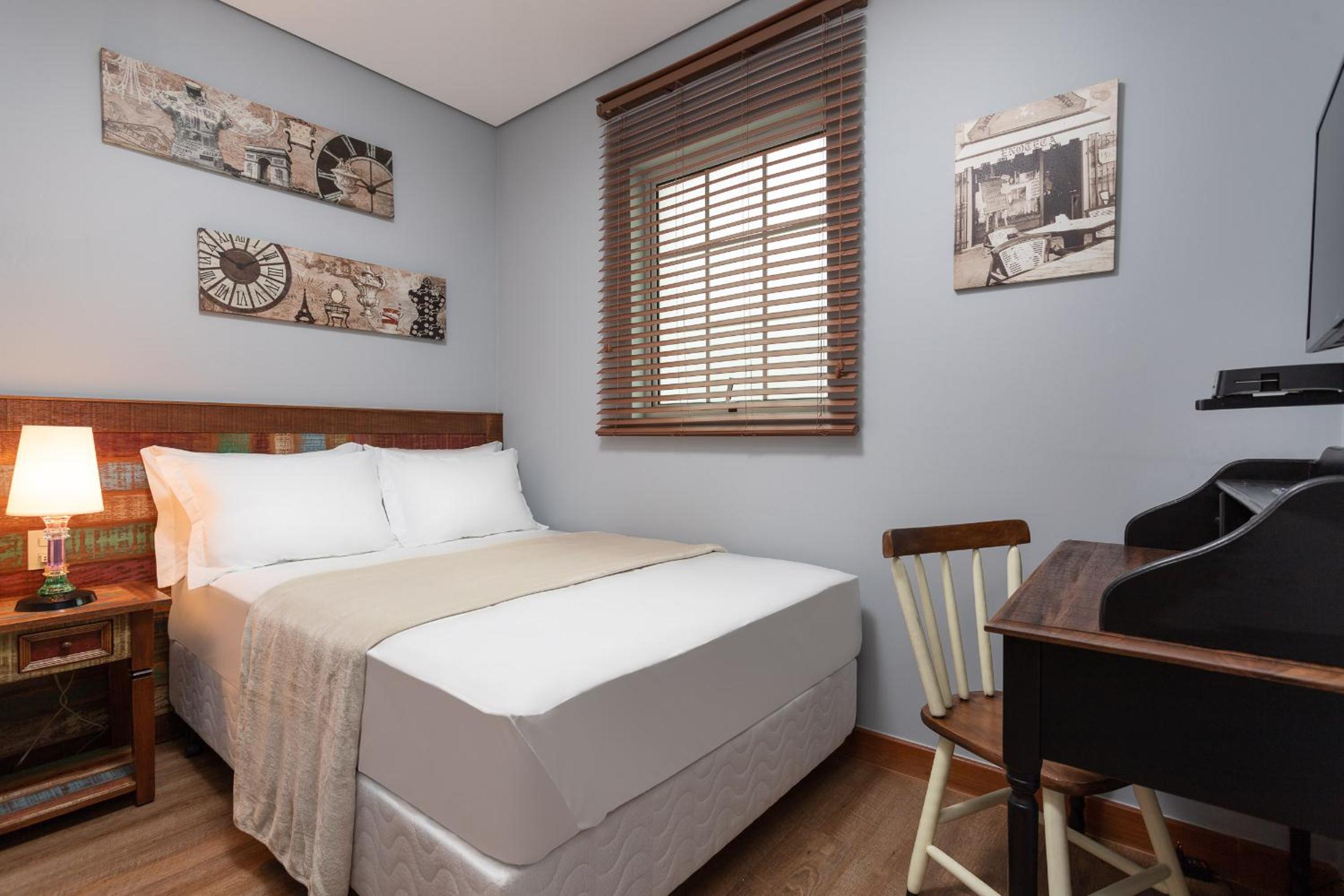 Standard Suite - Photo 2