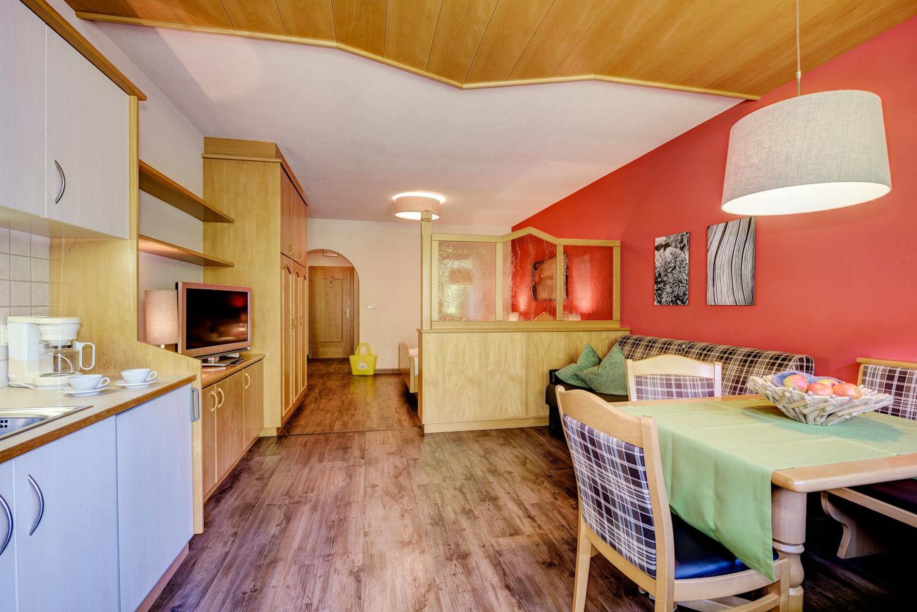 Studio Apartment