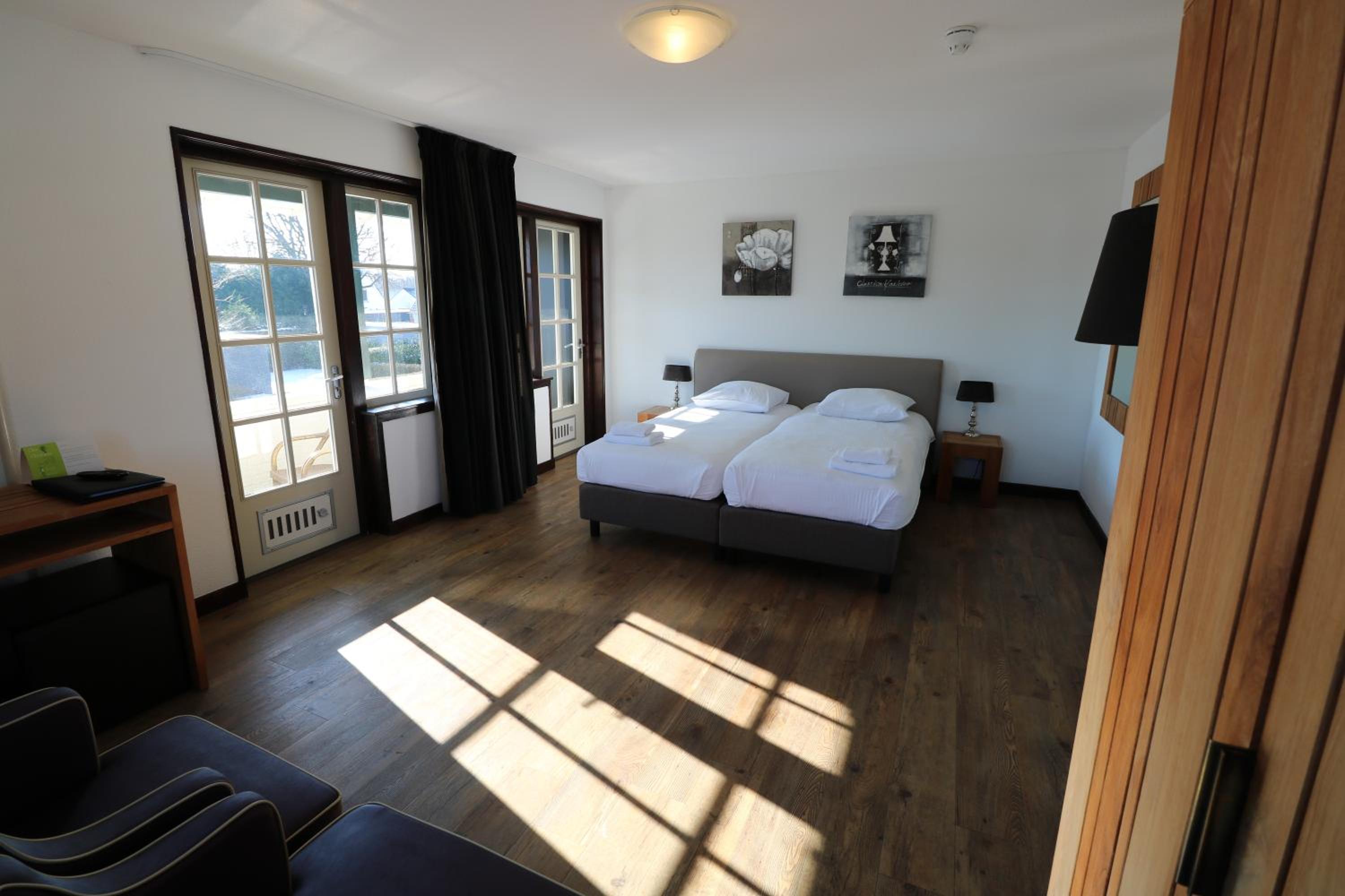 Superior Double or Twin Room with Balcony - Photo 1
