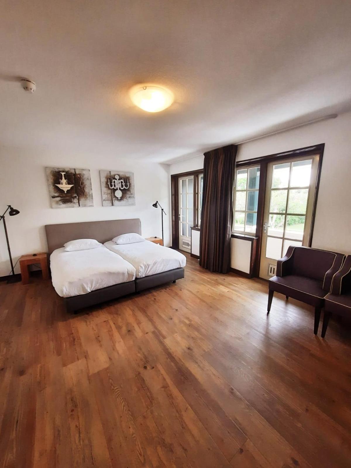 Superior Double or Twin Room with Balcony - Photo 4