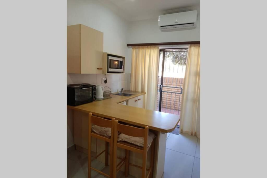 One-Bedroom Apartment - Photo 4
