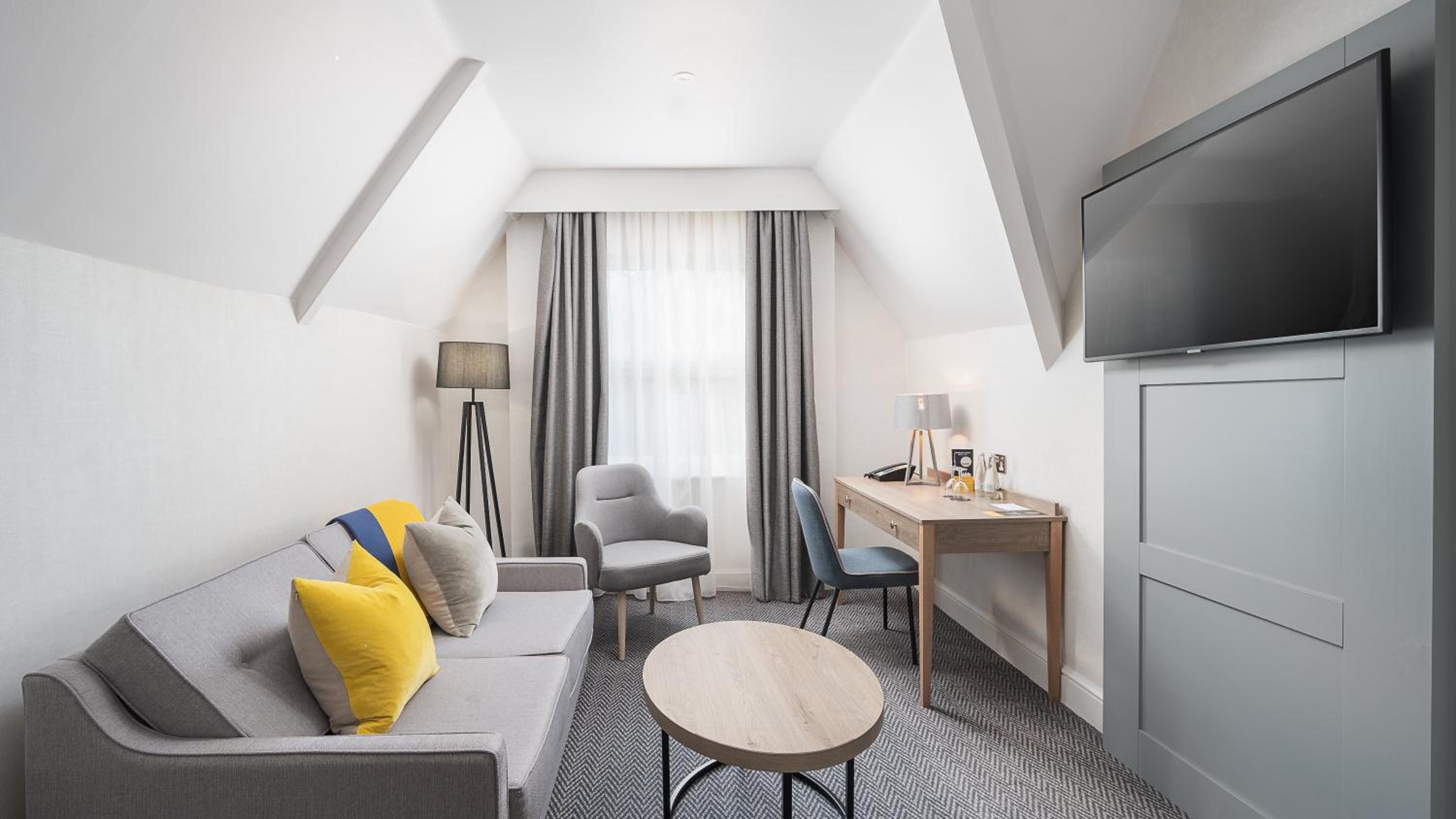 Super King Suite with Sofa Bed