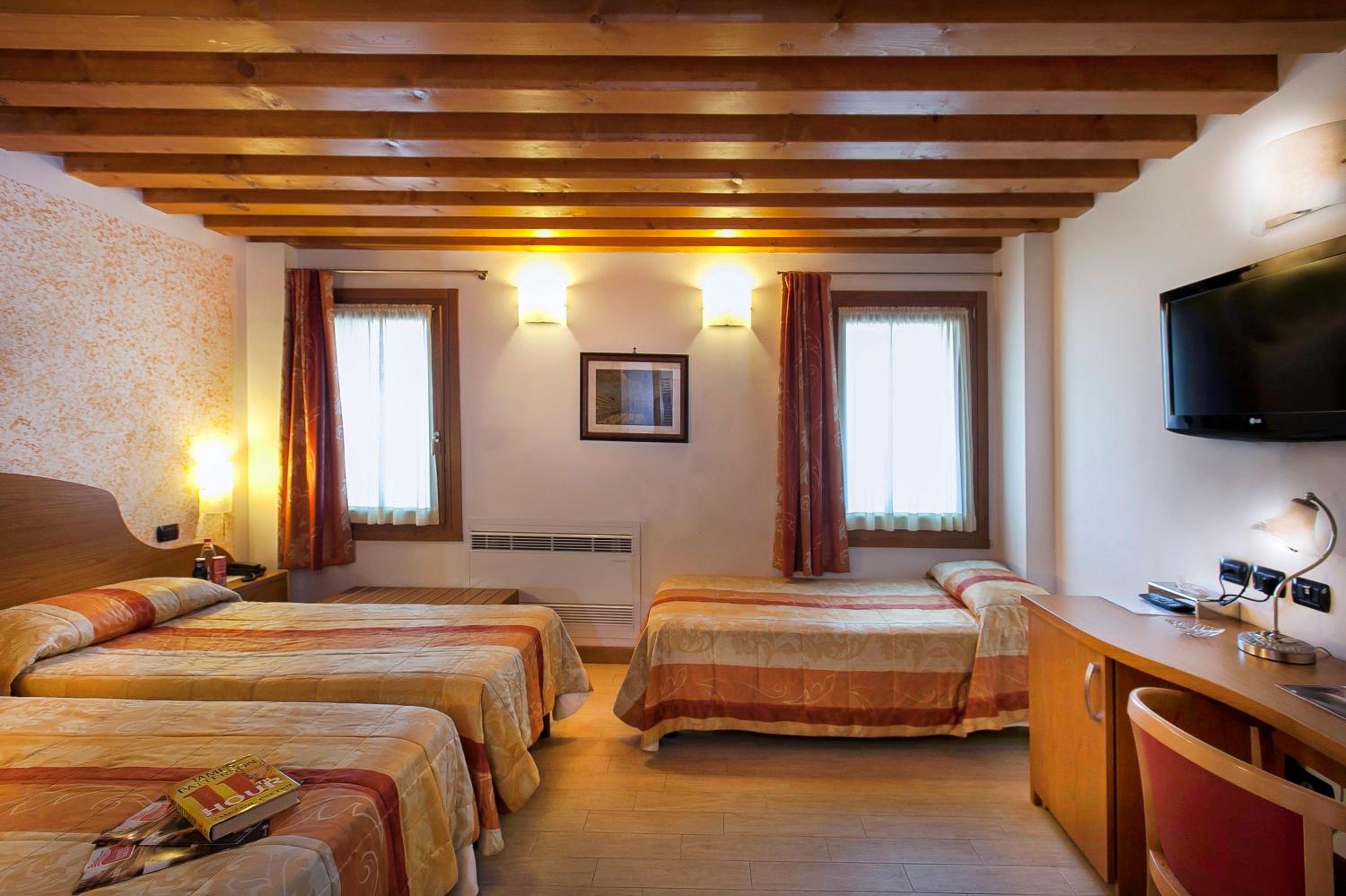 Triple Room photo 1