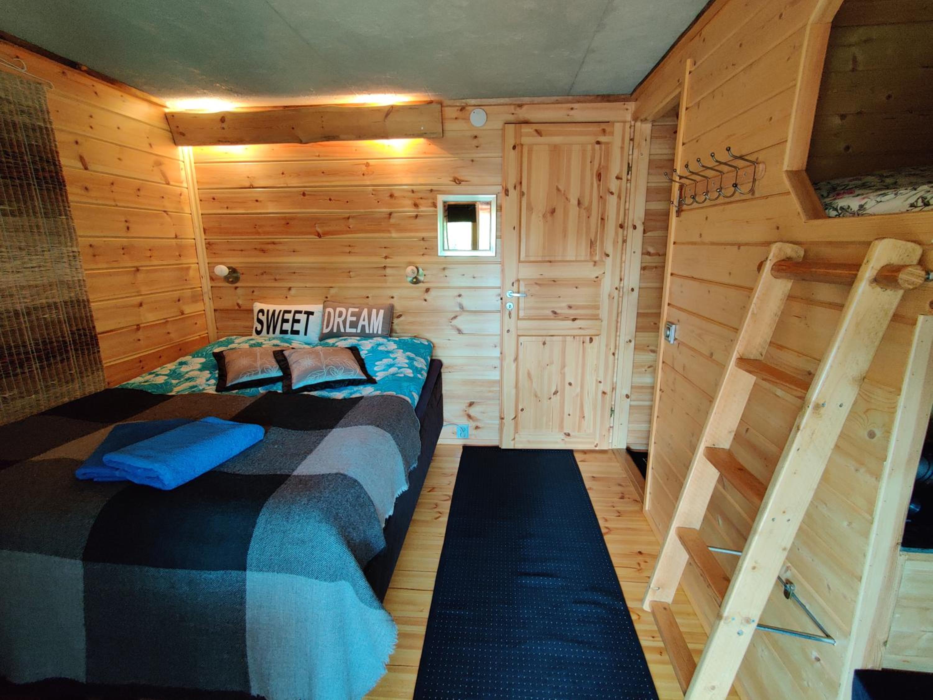 Triple Room with Private Bathroom - Photo 1