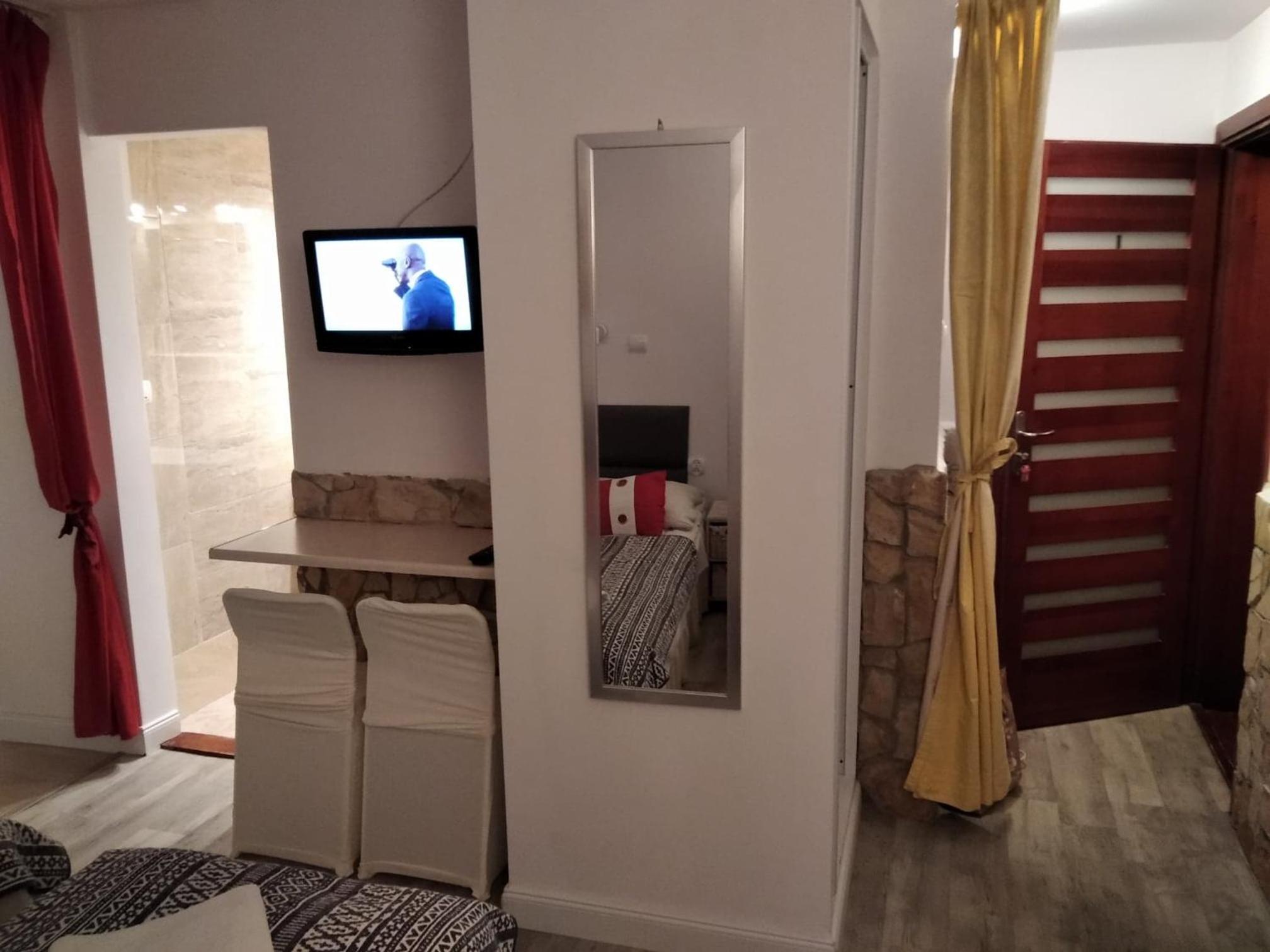 Standard Double Room photo 3
