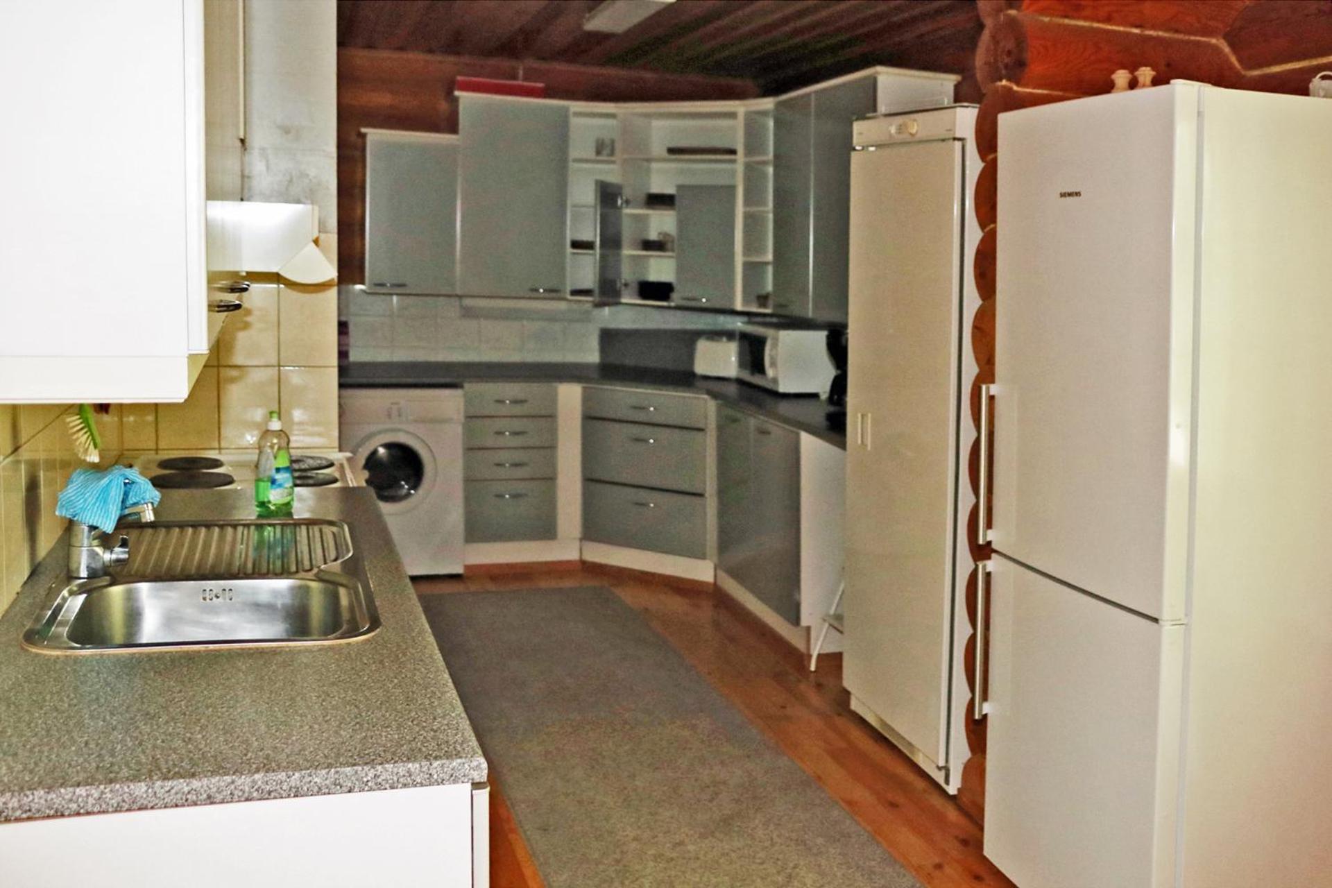 Three-Bedroom Chalet - Photo 6