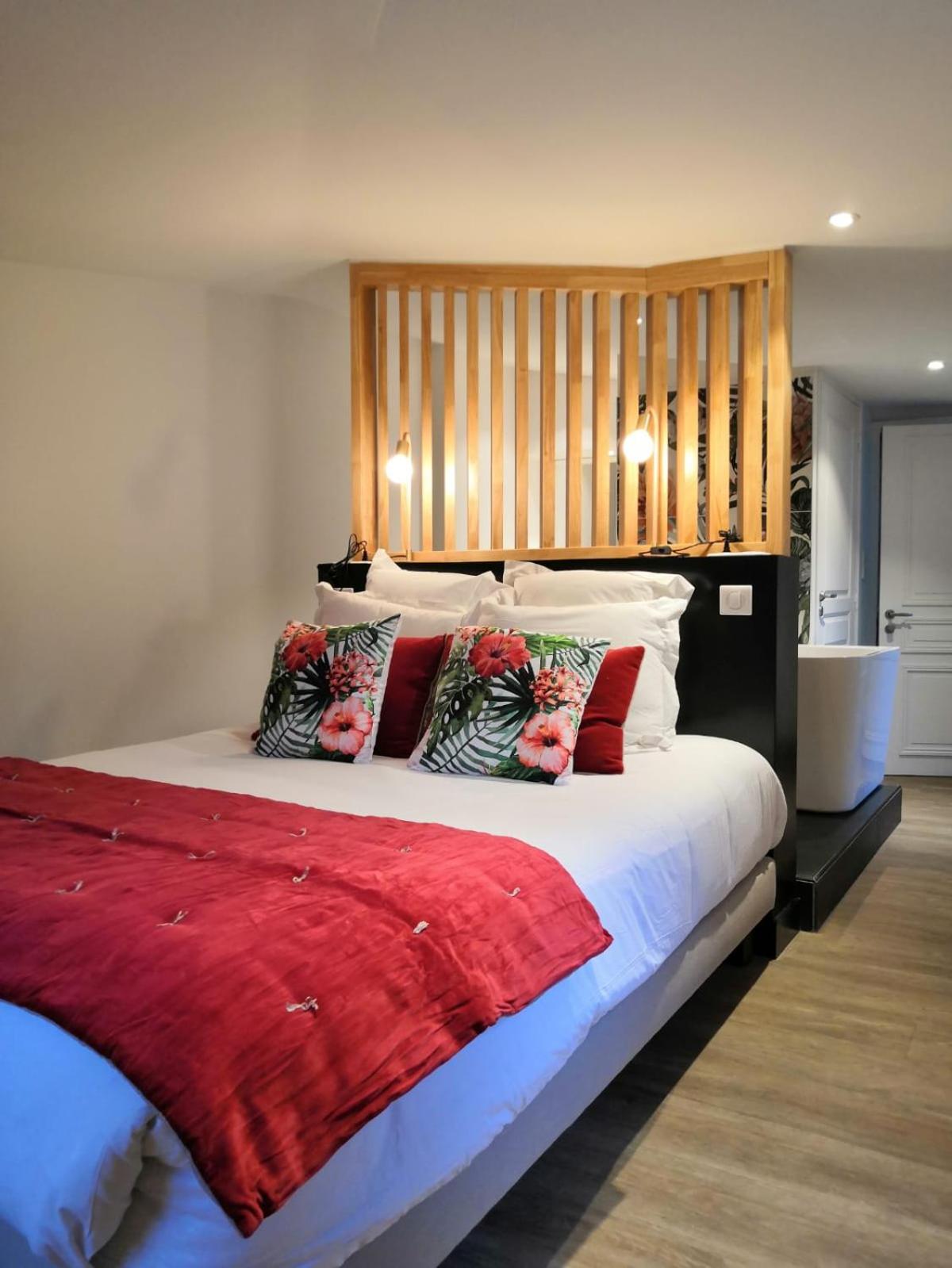 Superior Double Room - Photo 15