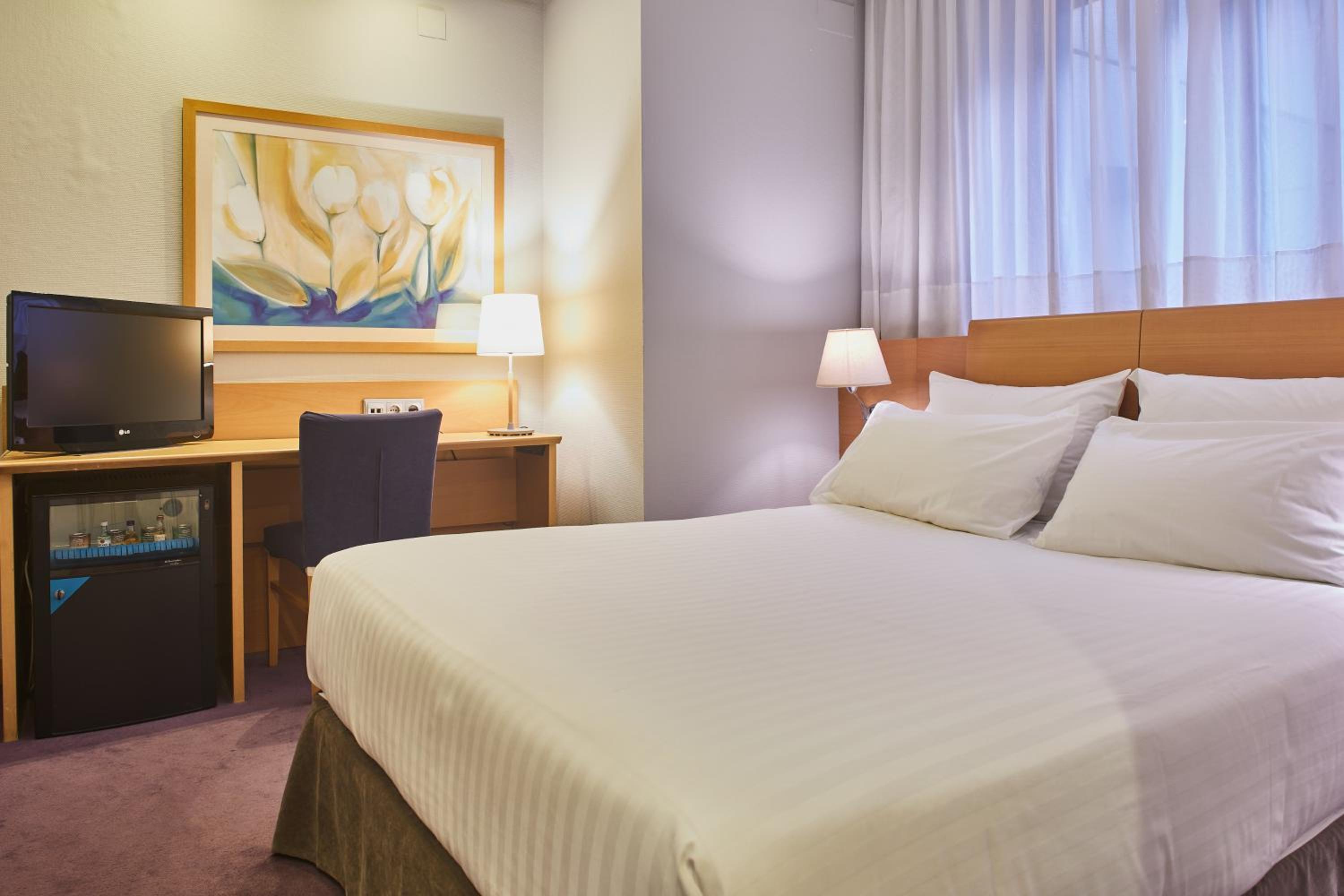 Double Or Twin Room - Photo 1