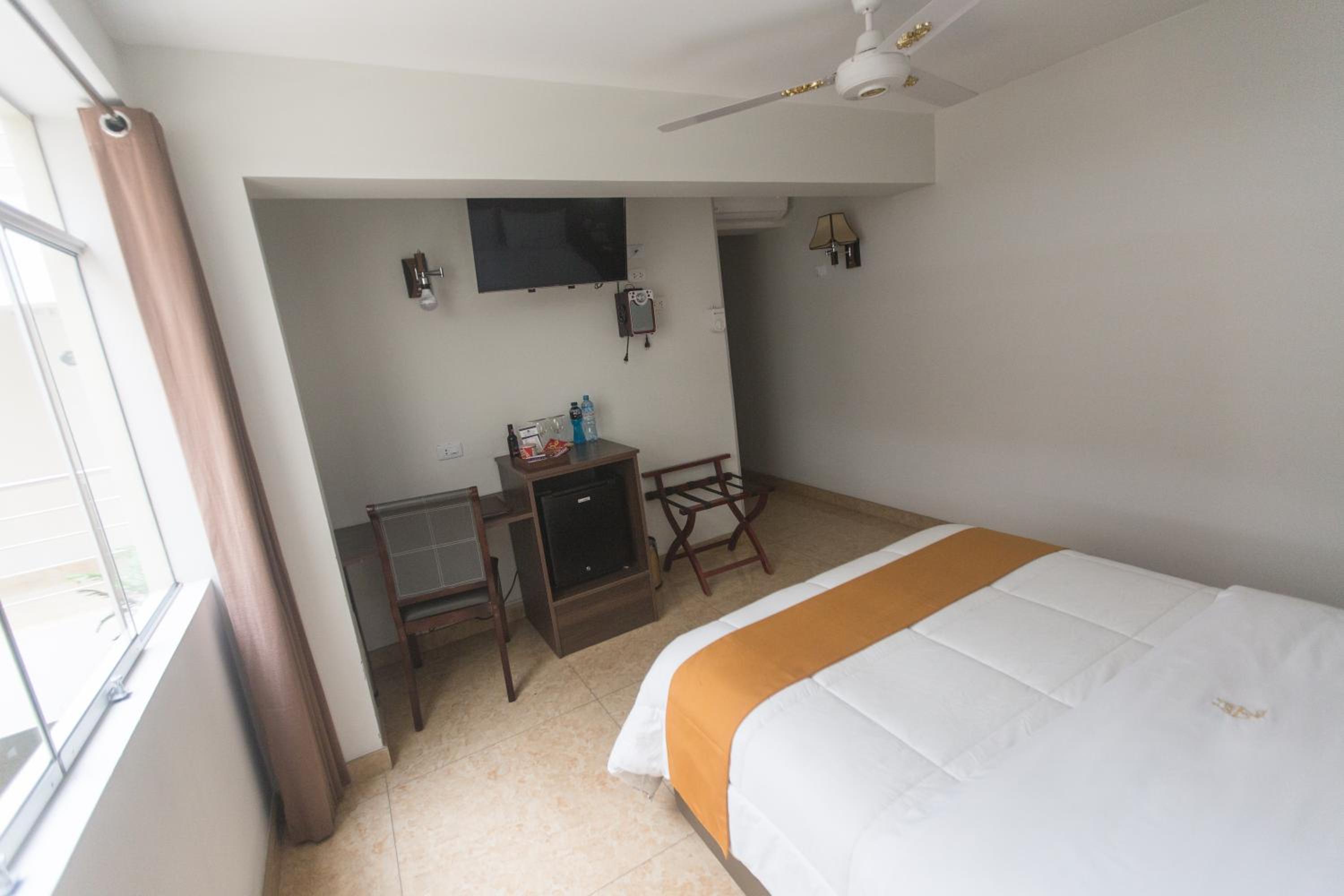 Single Room photo 3
