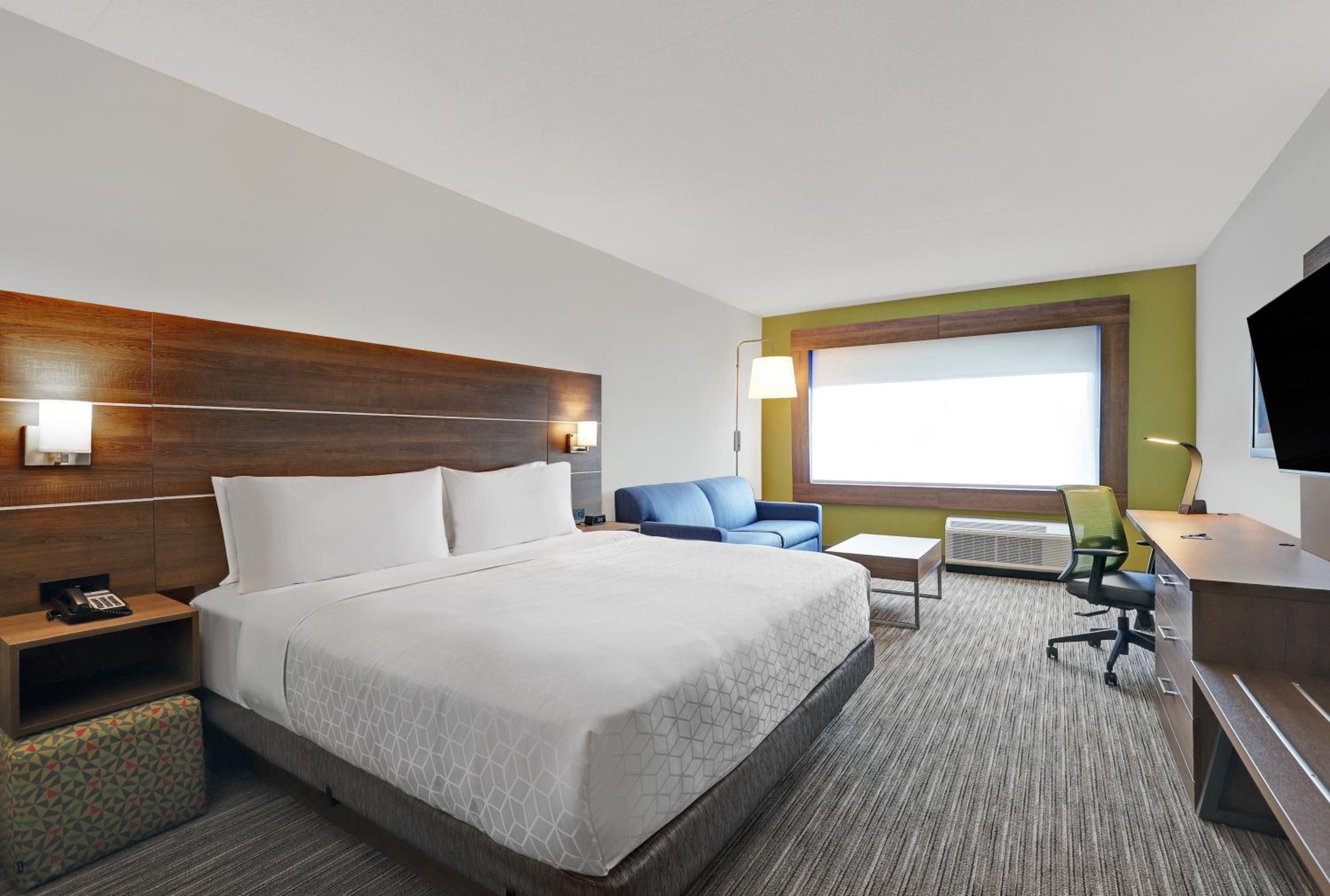 King Suite - Photo 1