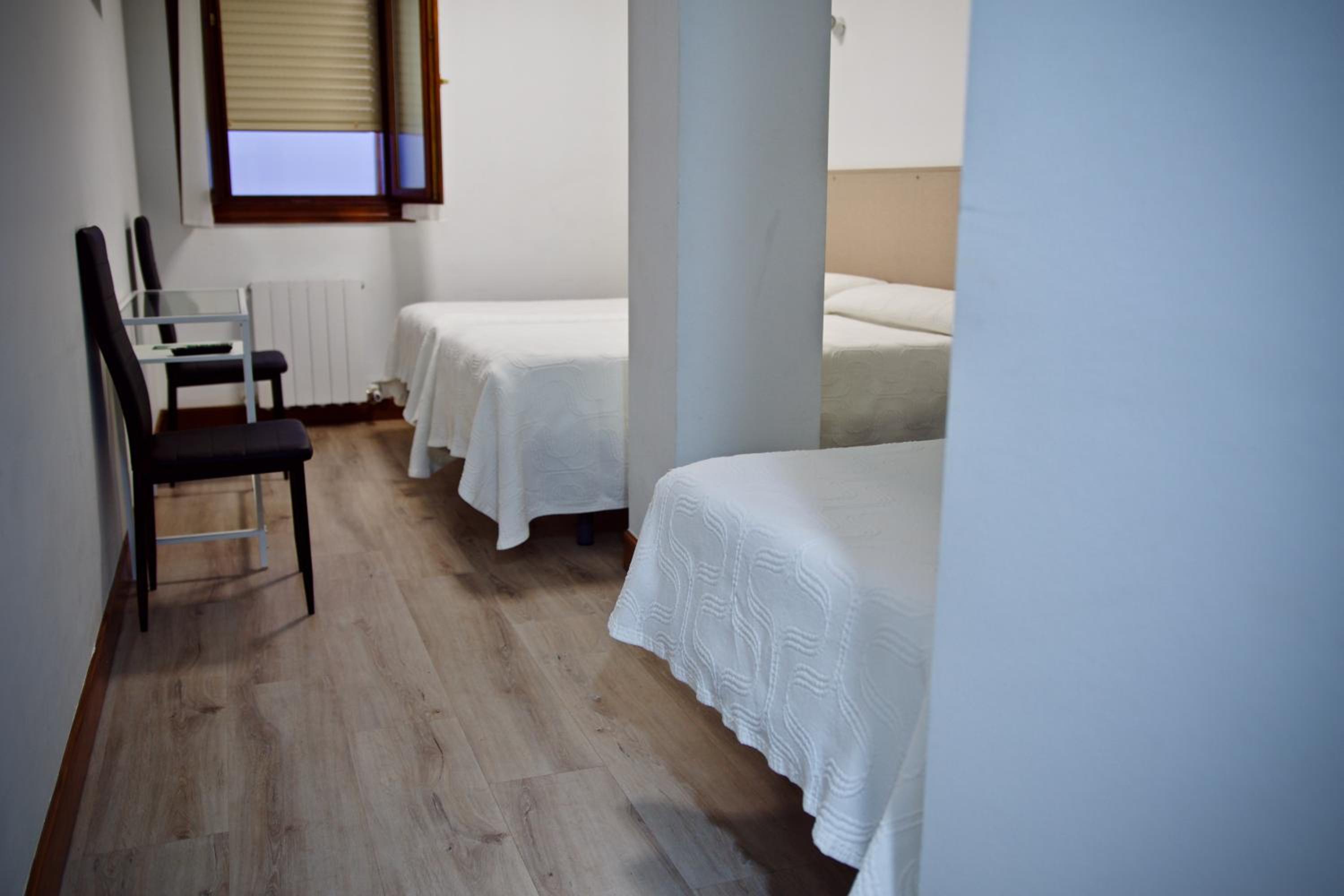 Habitación familiar con baño