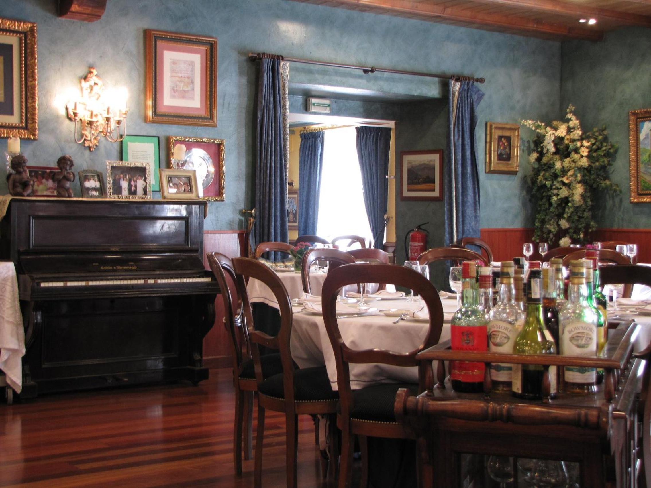Double or Twin Room - Photo 3