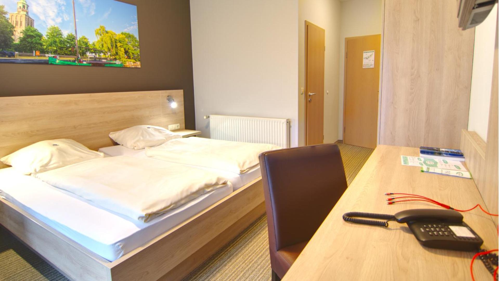 Standard Double Room photo 2