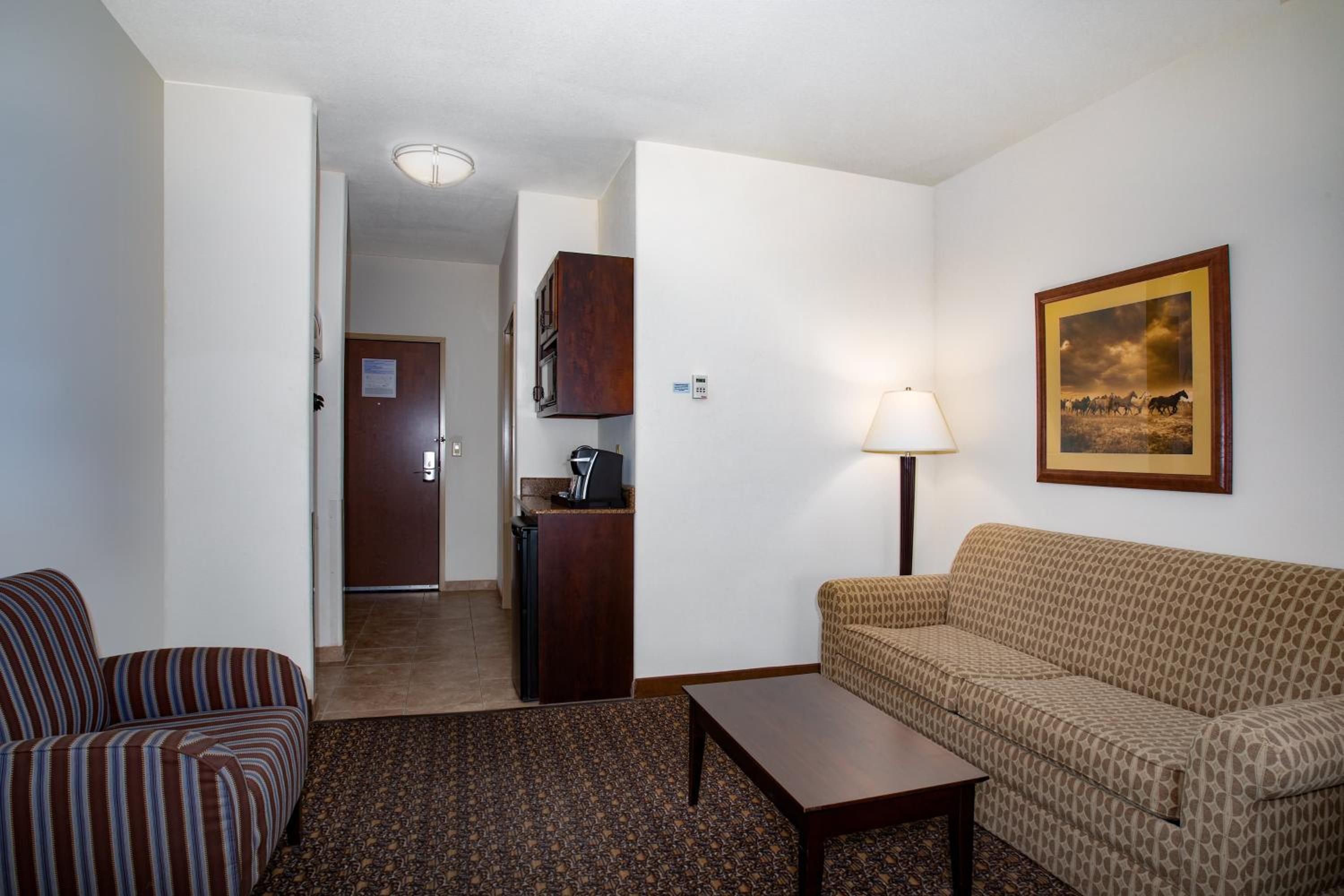 King Suite with Sofa Bed - Photo 2
