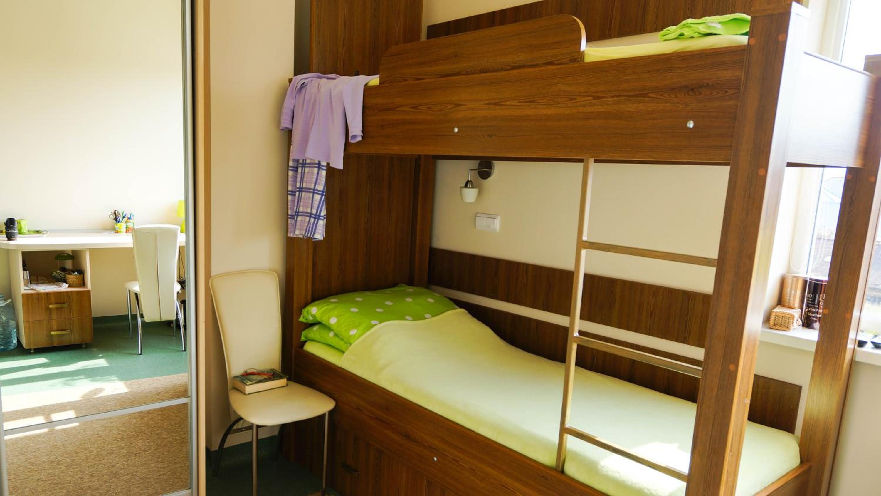 Single Bed in 2-Bed Dormitory Room with Shower photo 2