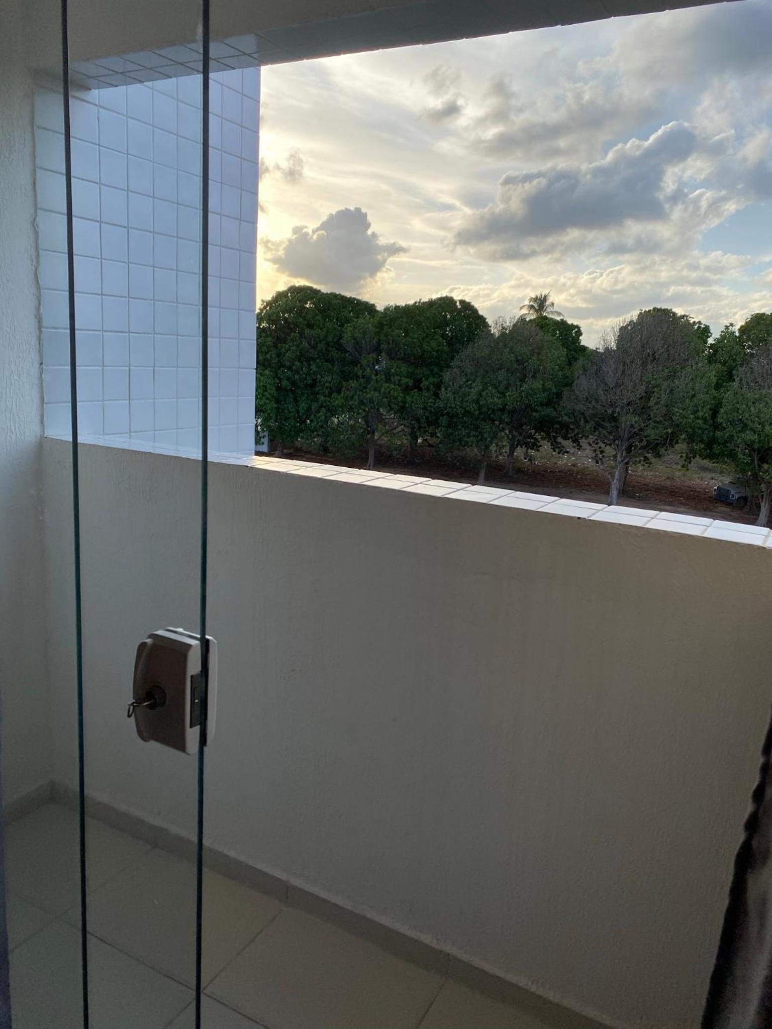 Apartment with Balcony - Photo 3