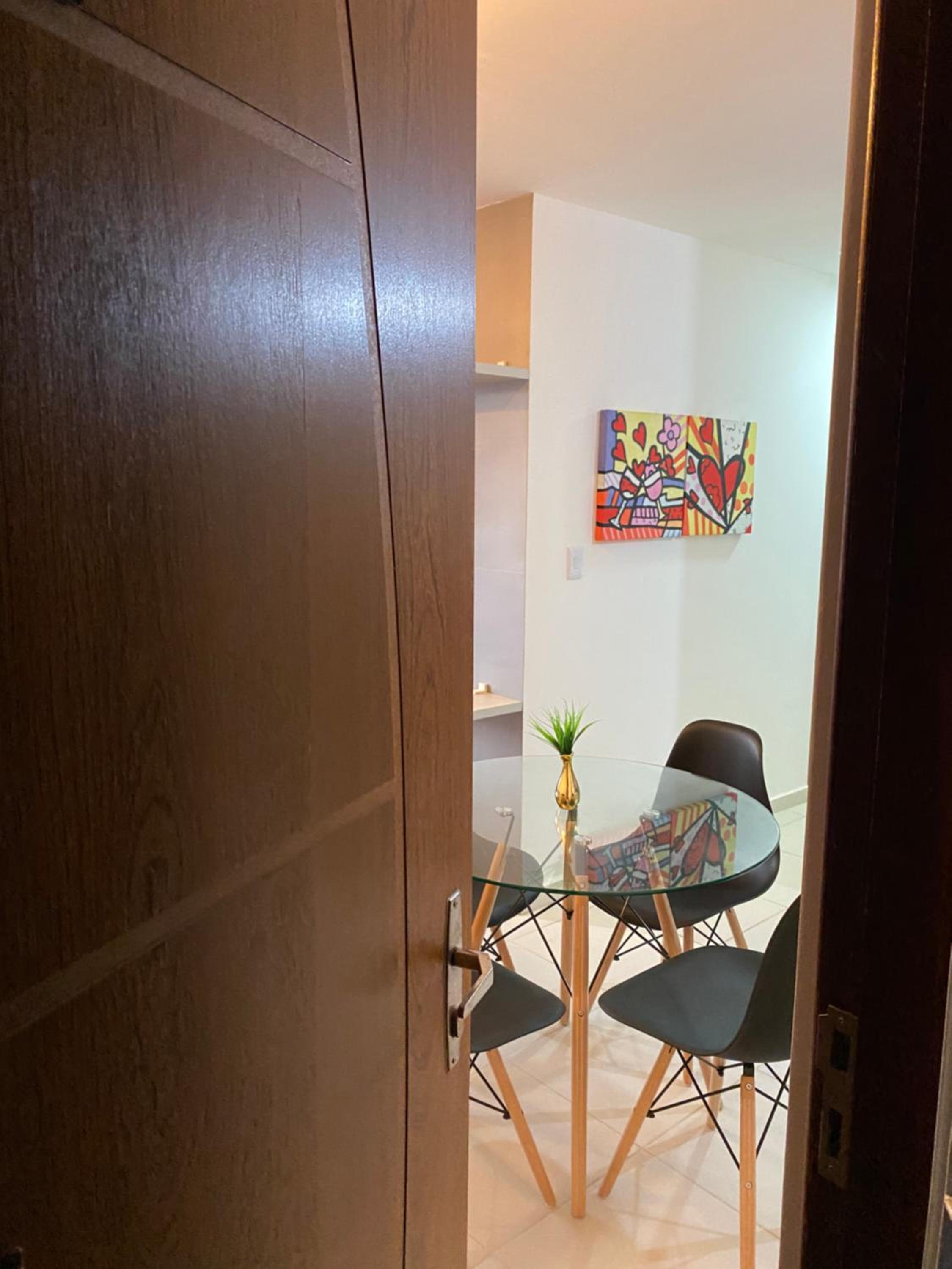 Apartment with Balcony - Photo 8