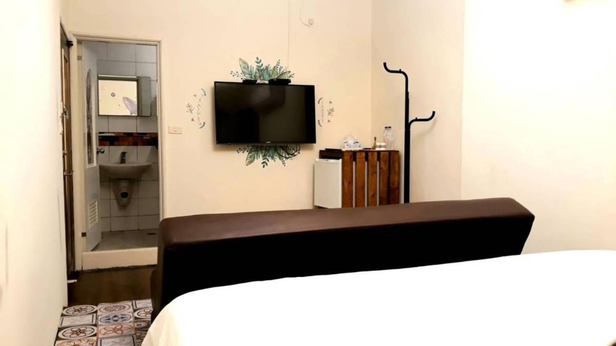 Double Room with Extra Bed photo 1