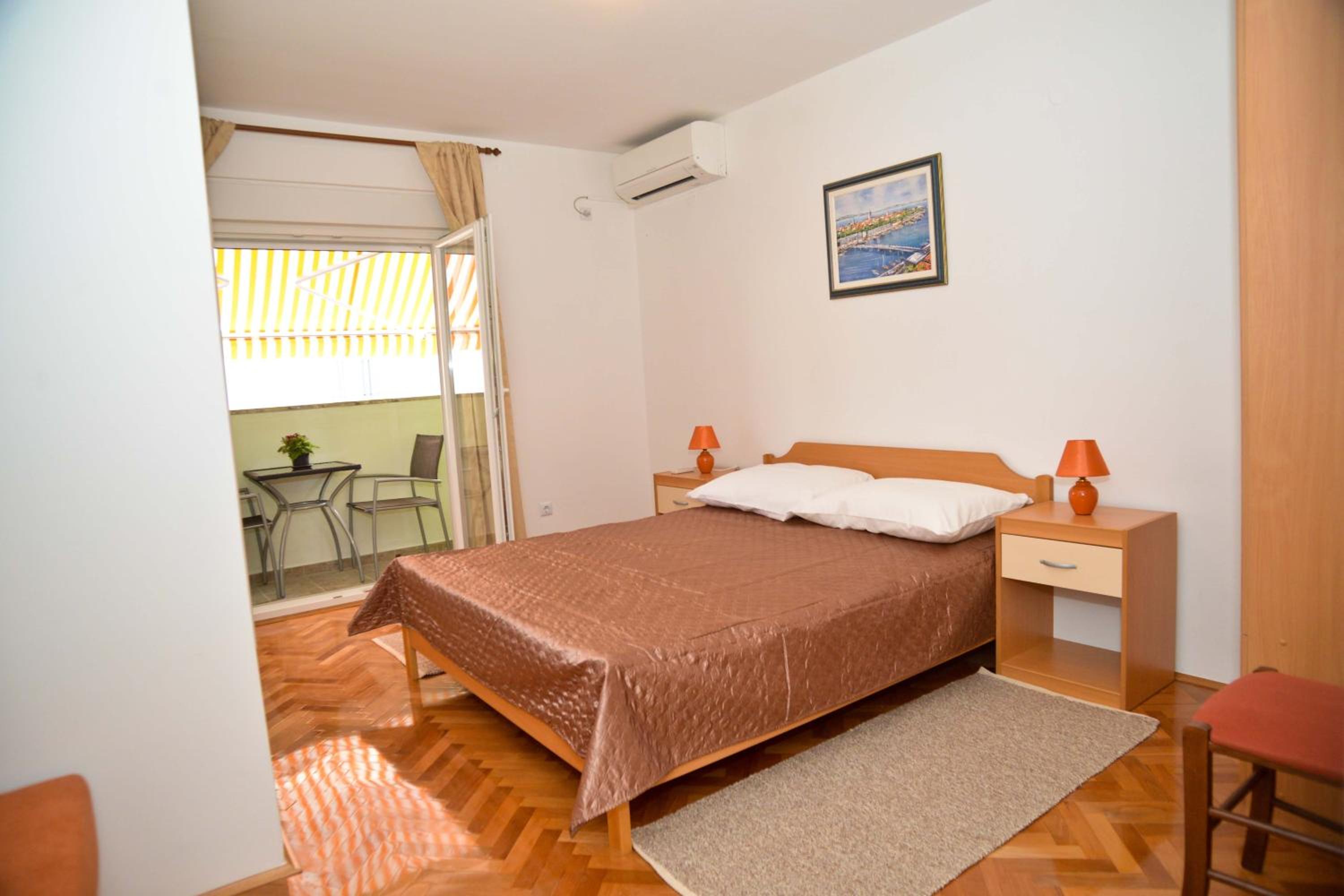Double Room with Balcony and Sea View - Photo 1