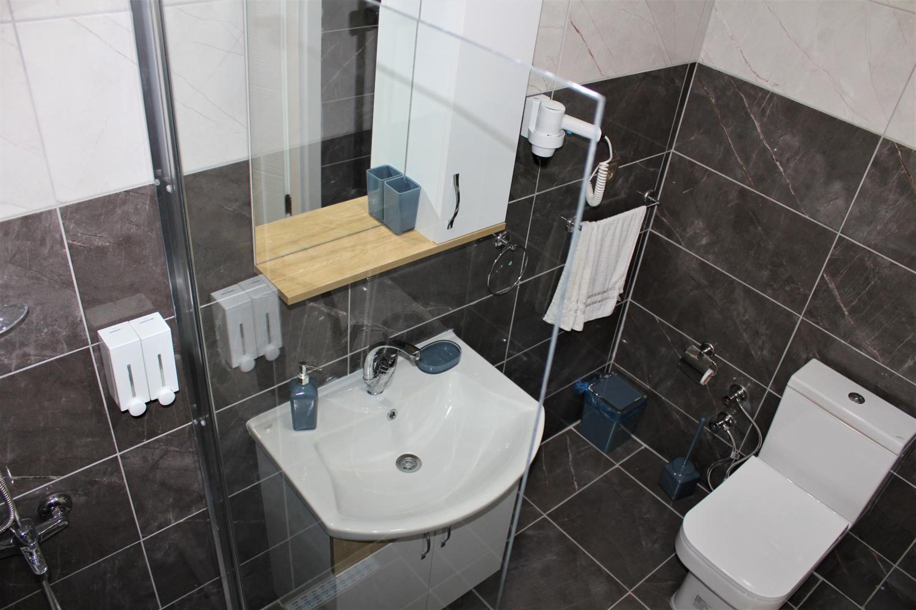 Budget Triple Room photo 2