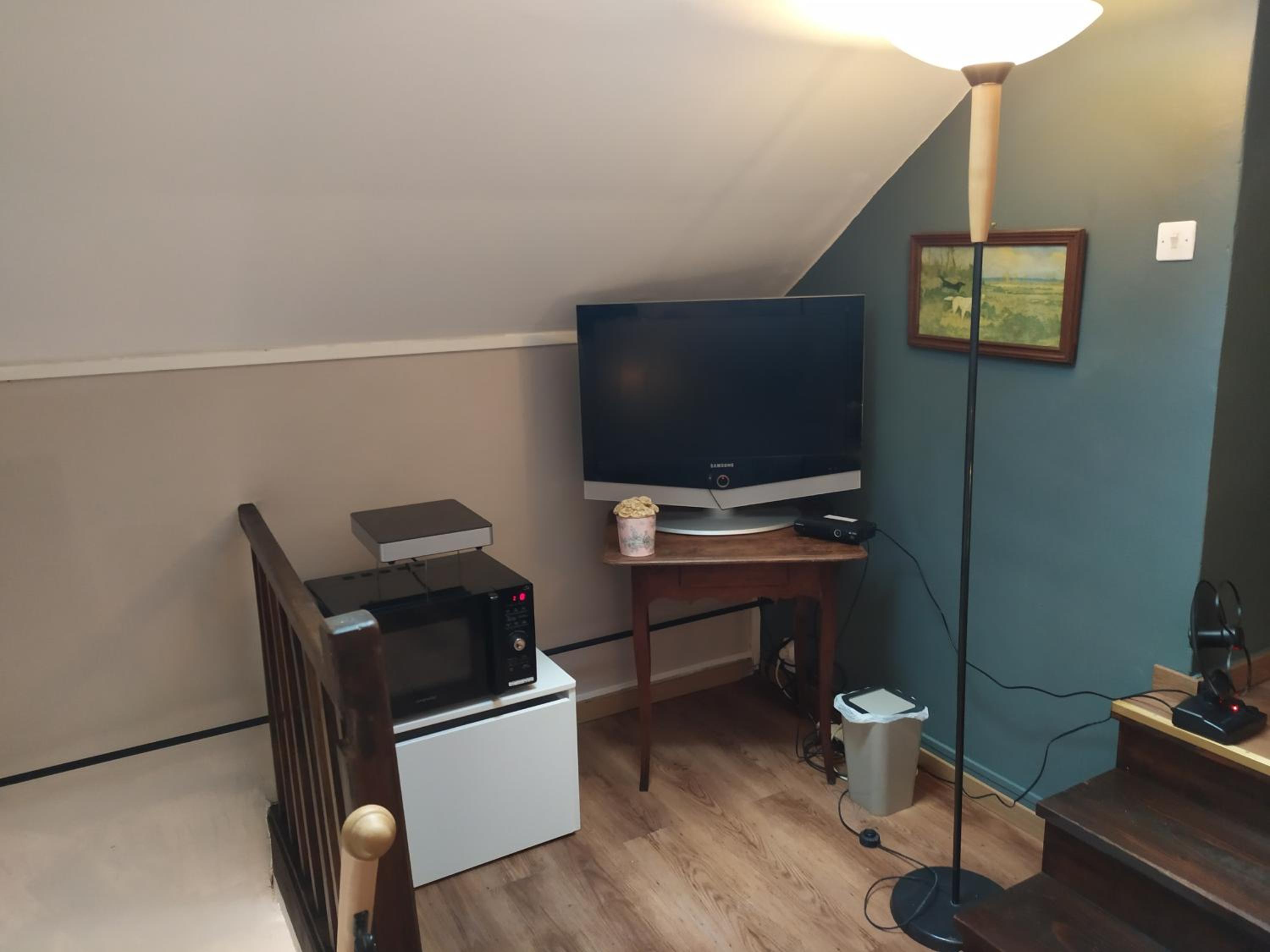 Double Room - Photo 6