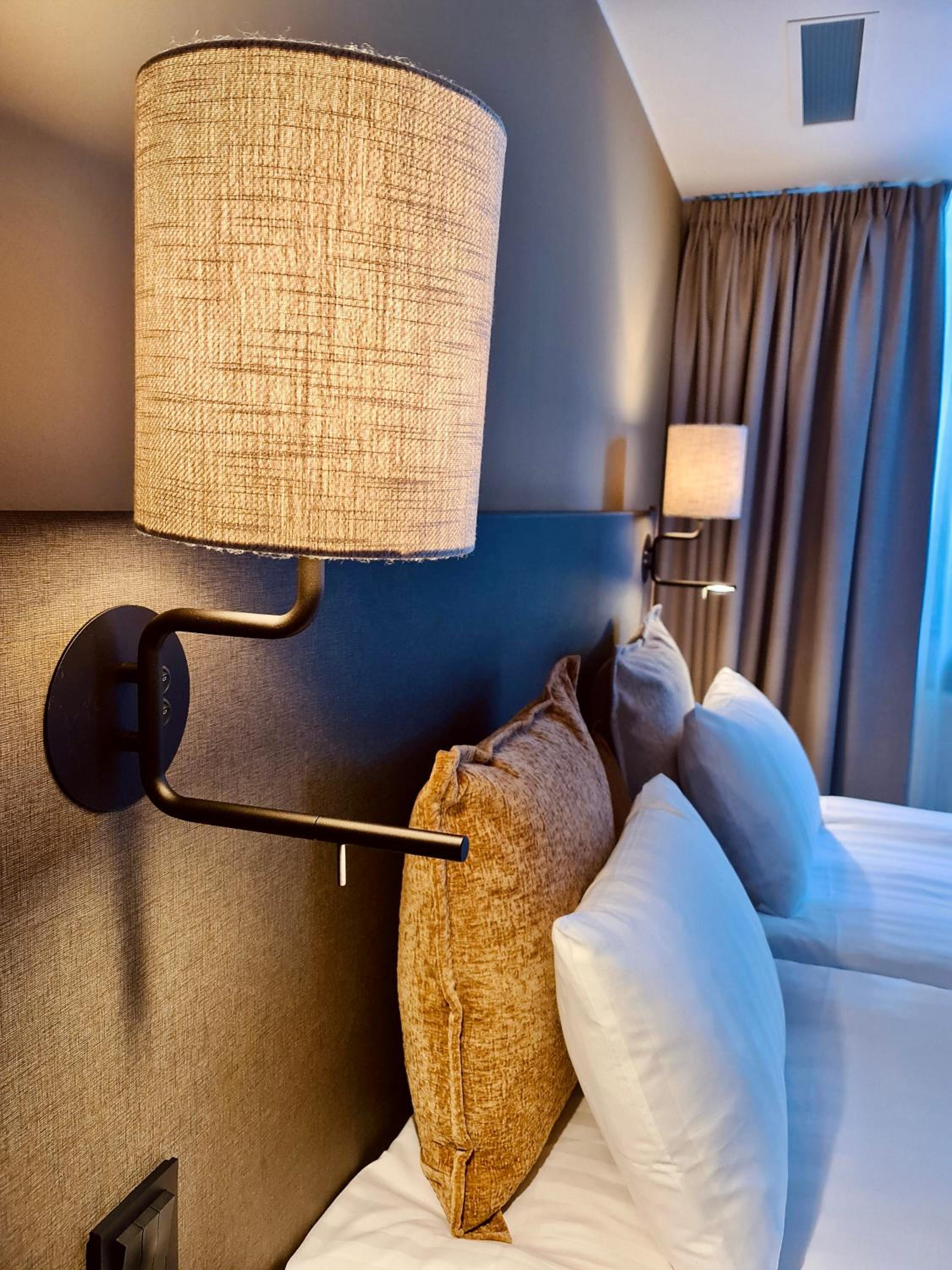 Standard Double Room - Photo 6