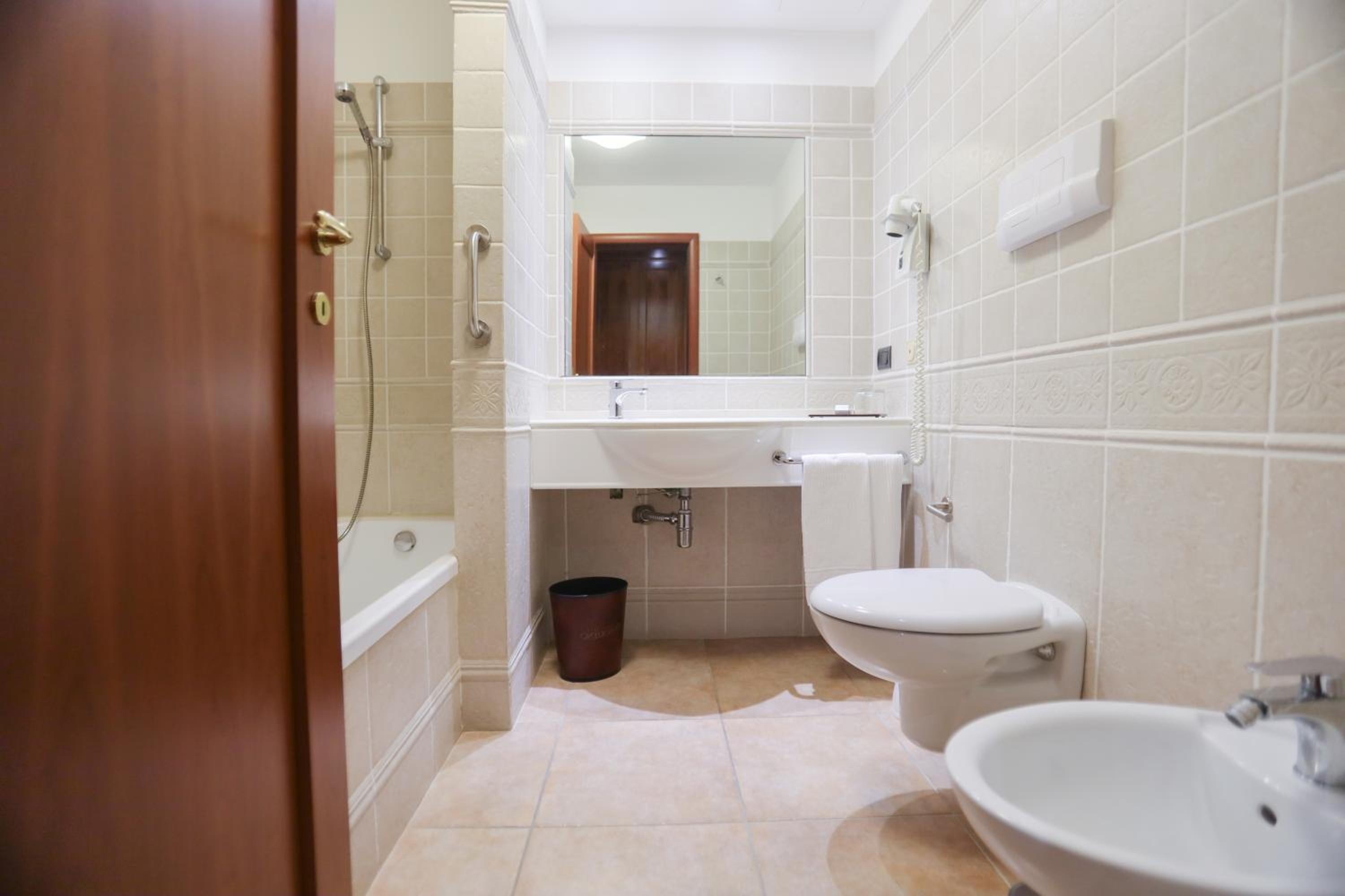 Comfort Double Room - Photo 2