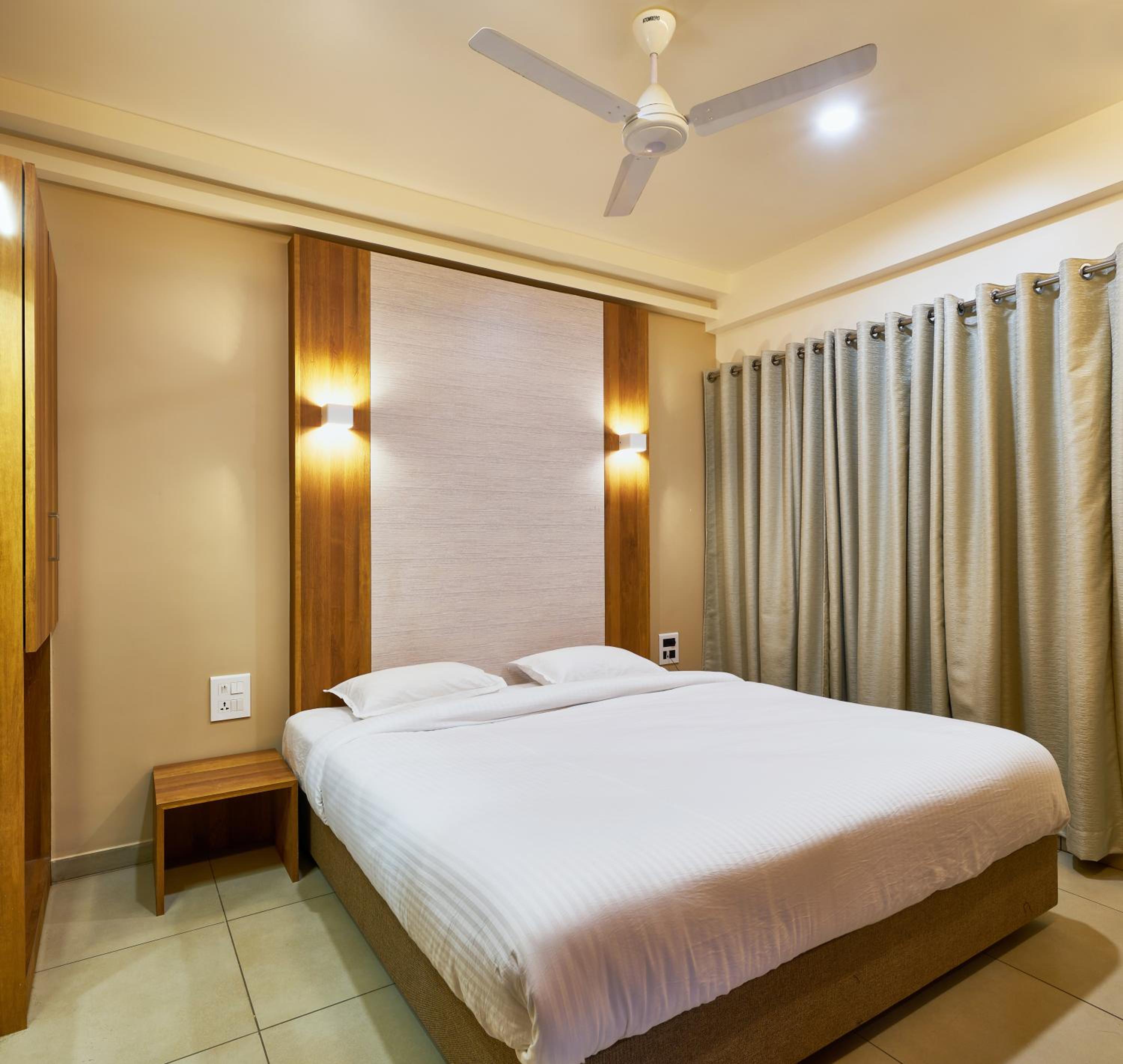 Deluxe Room - Photo 4