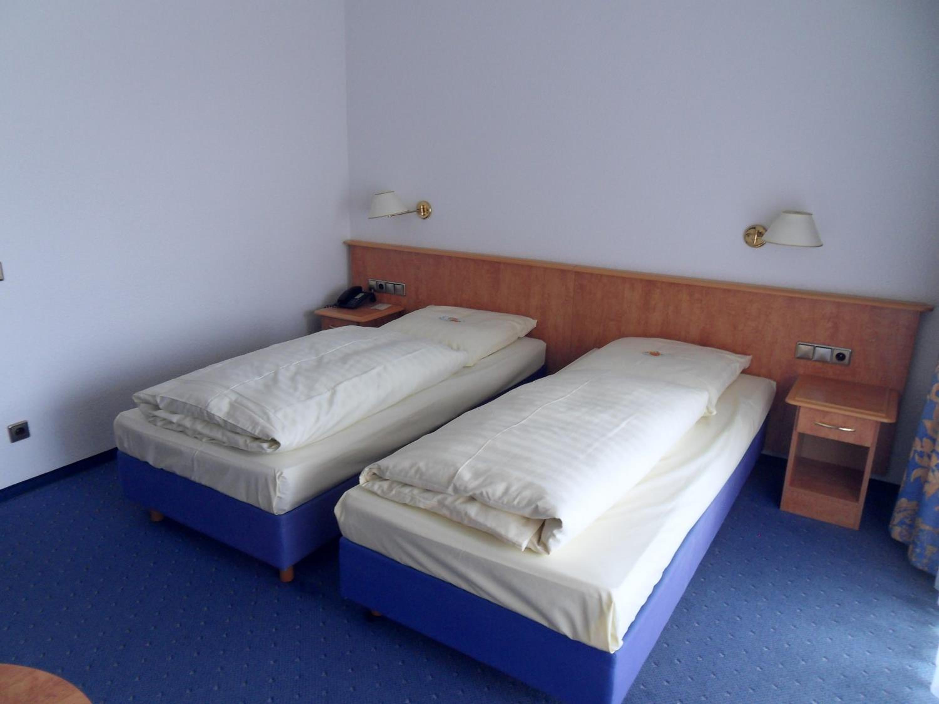 Triple Room with Balcony - Photo 2