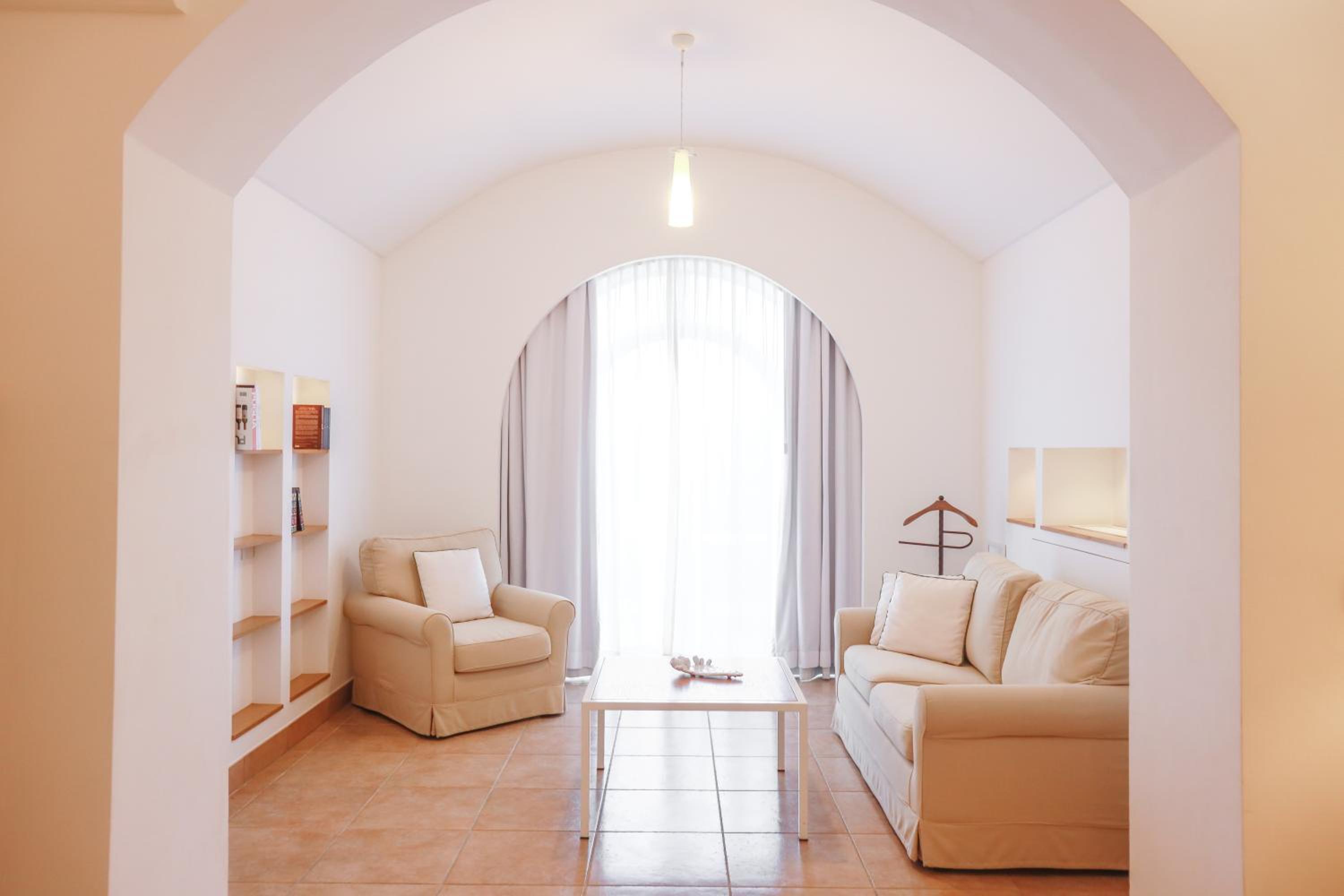 Junior Suite - Photo 11