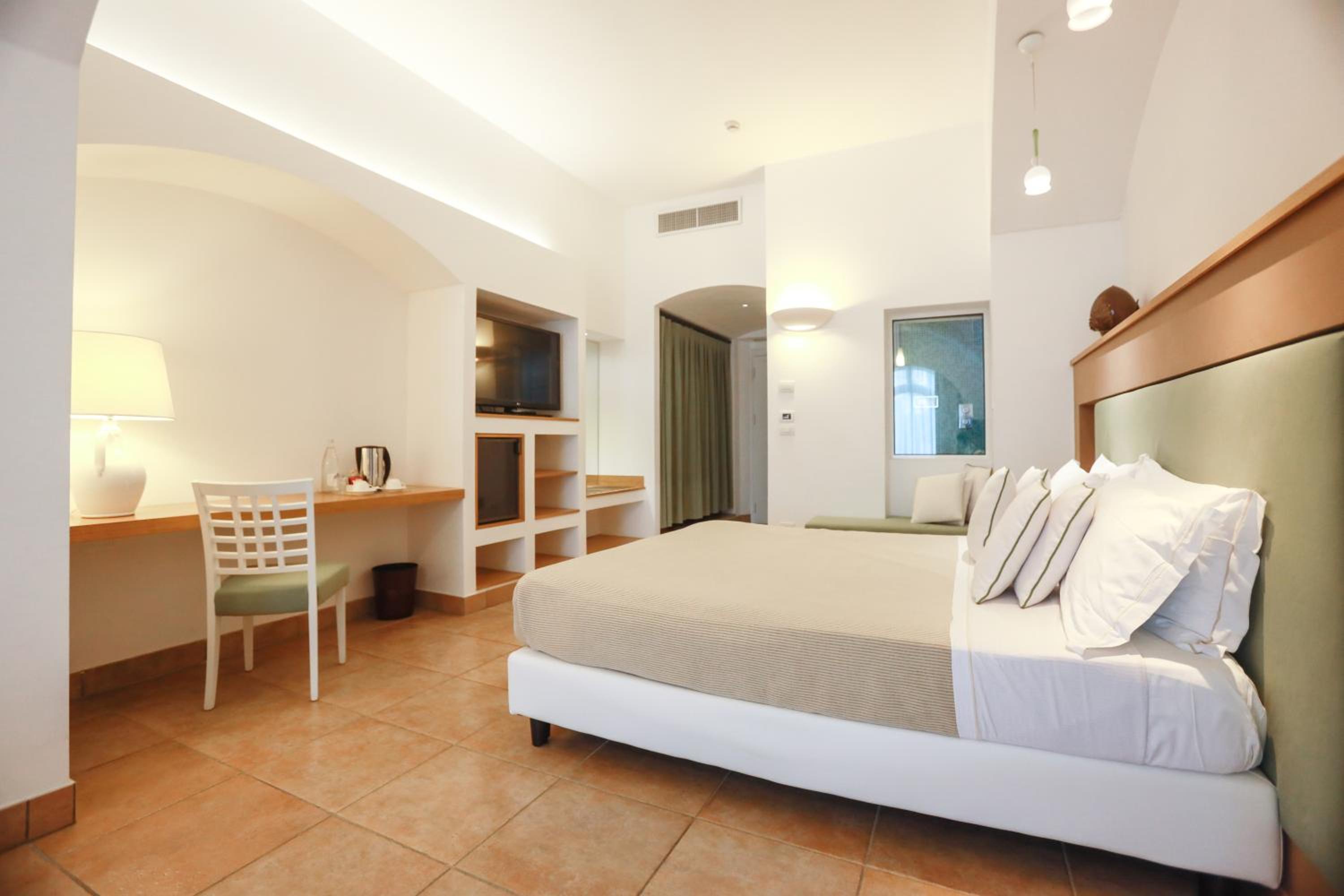 Junior Suite - Photo 12