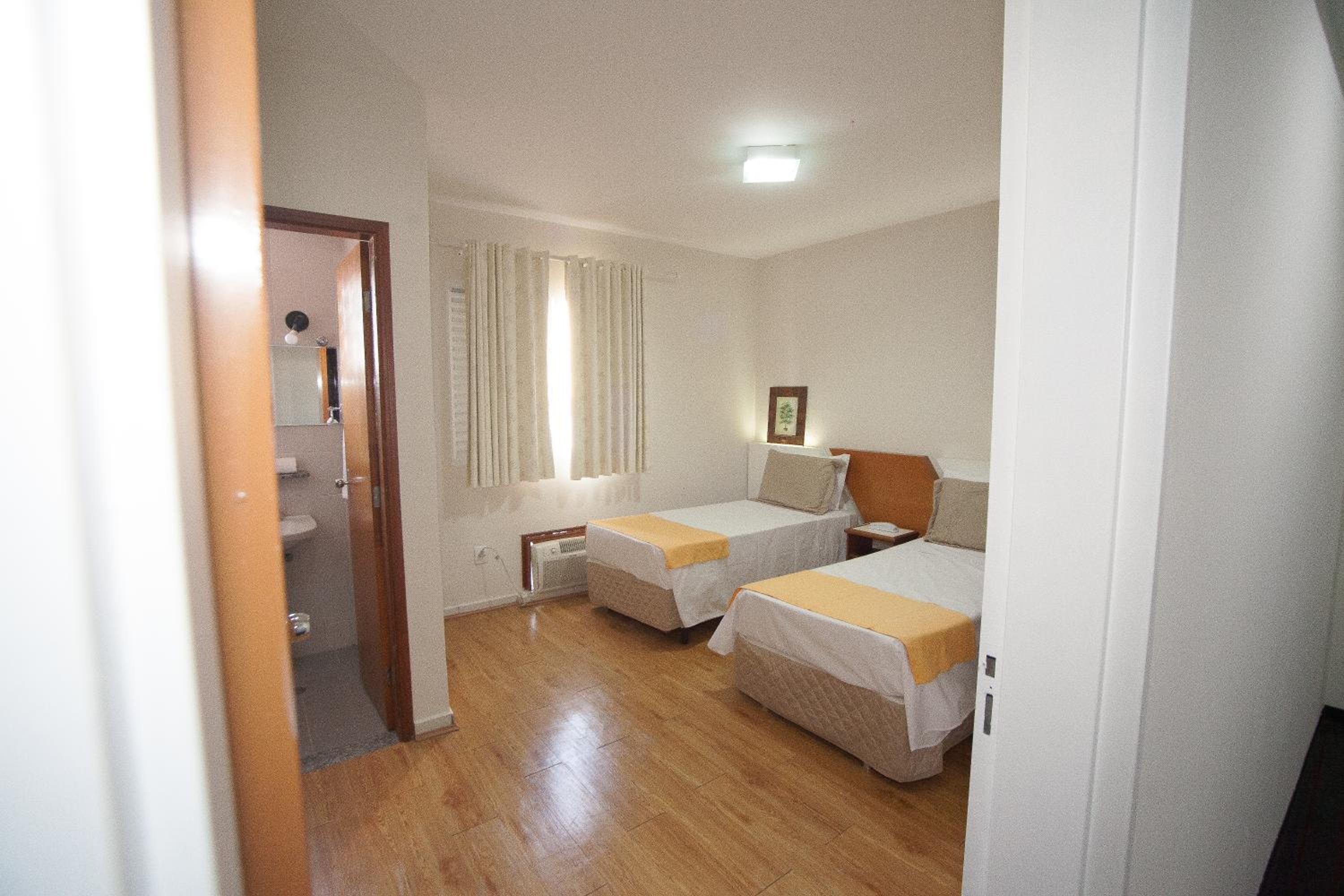 Deluxe Twin Room photo 1