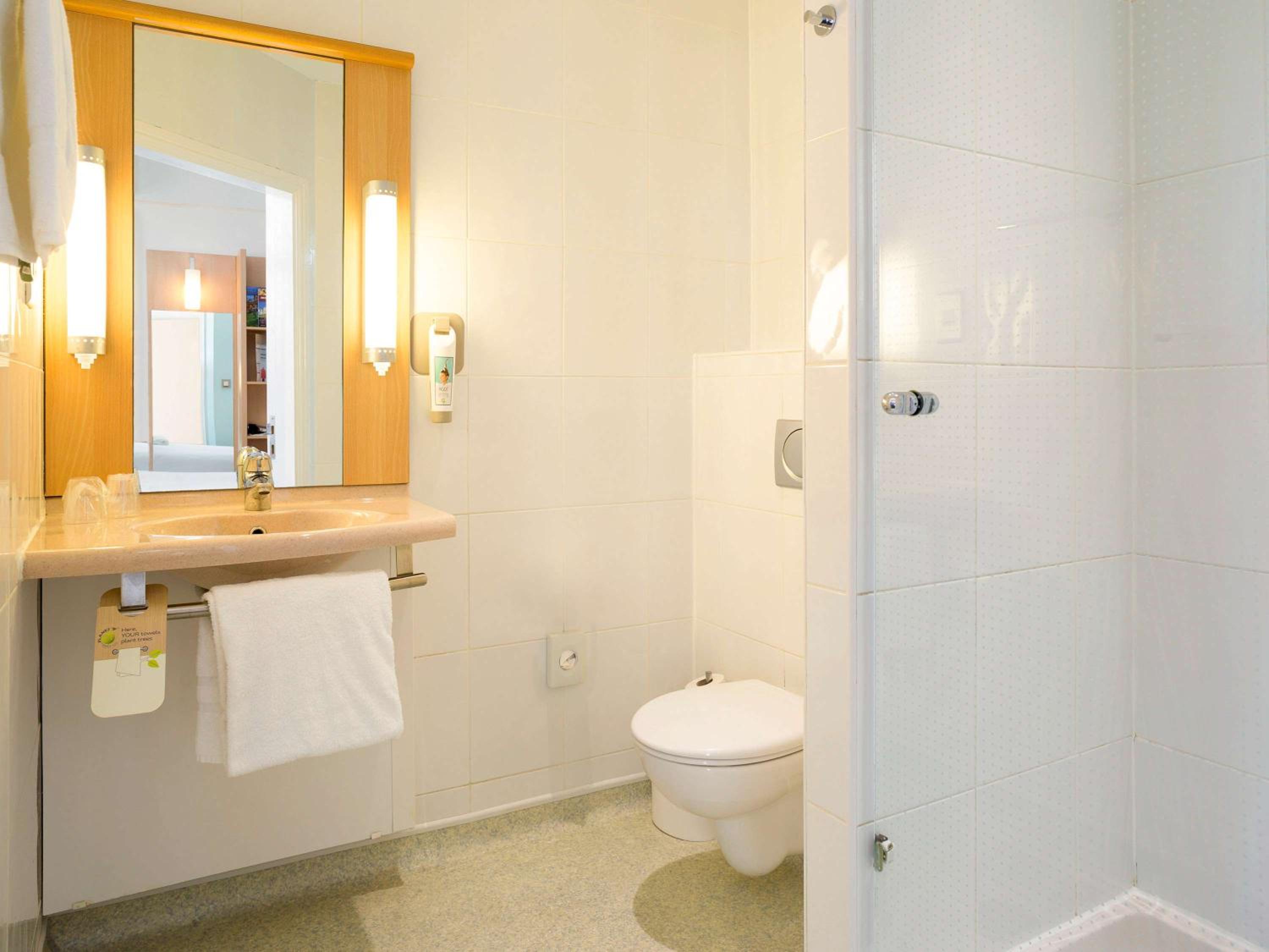 Double Room - Photo 19