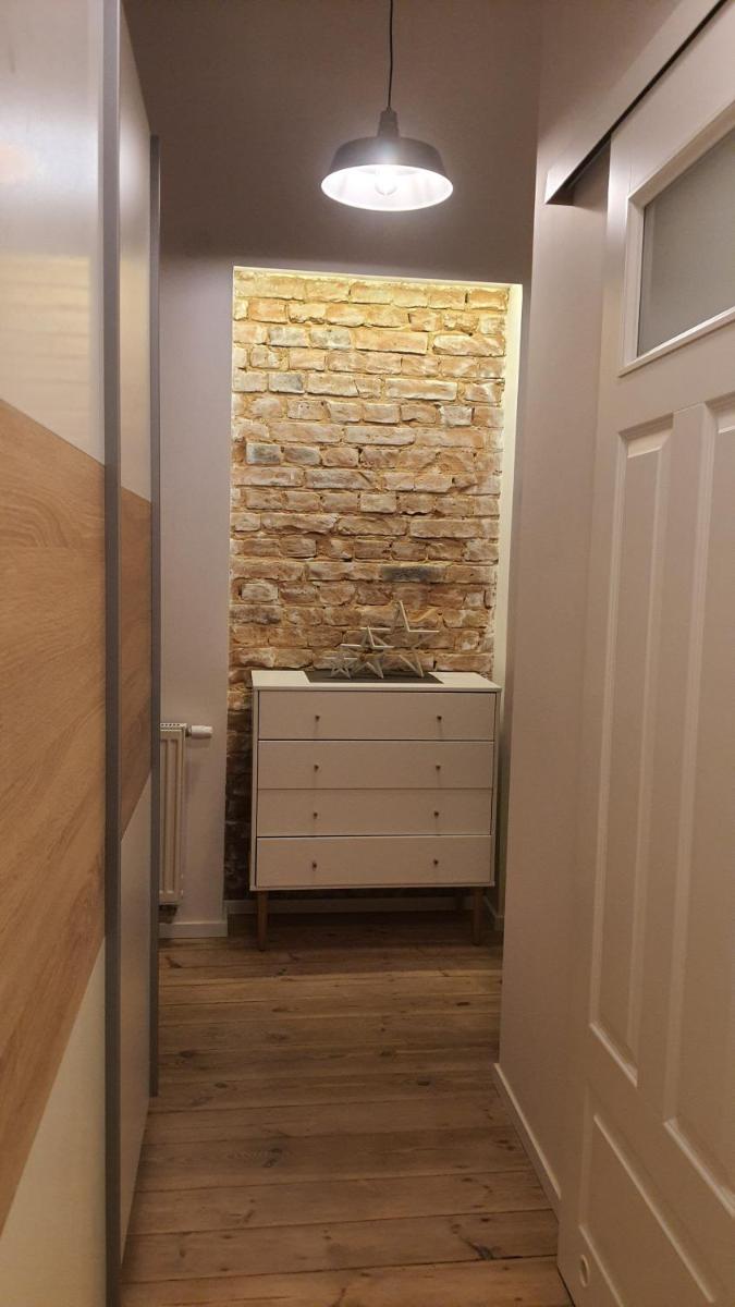 One-Bedroom Apartment - Photo 9