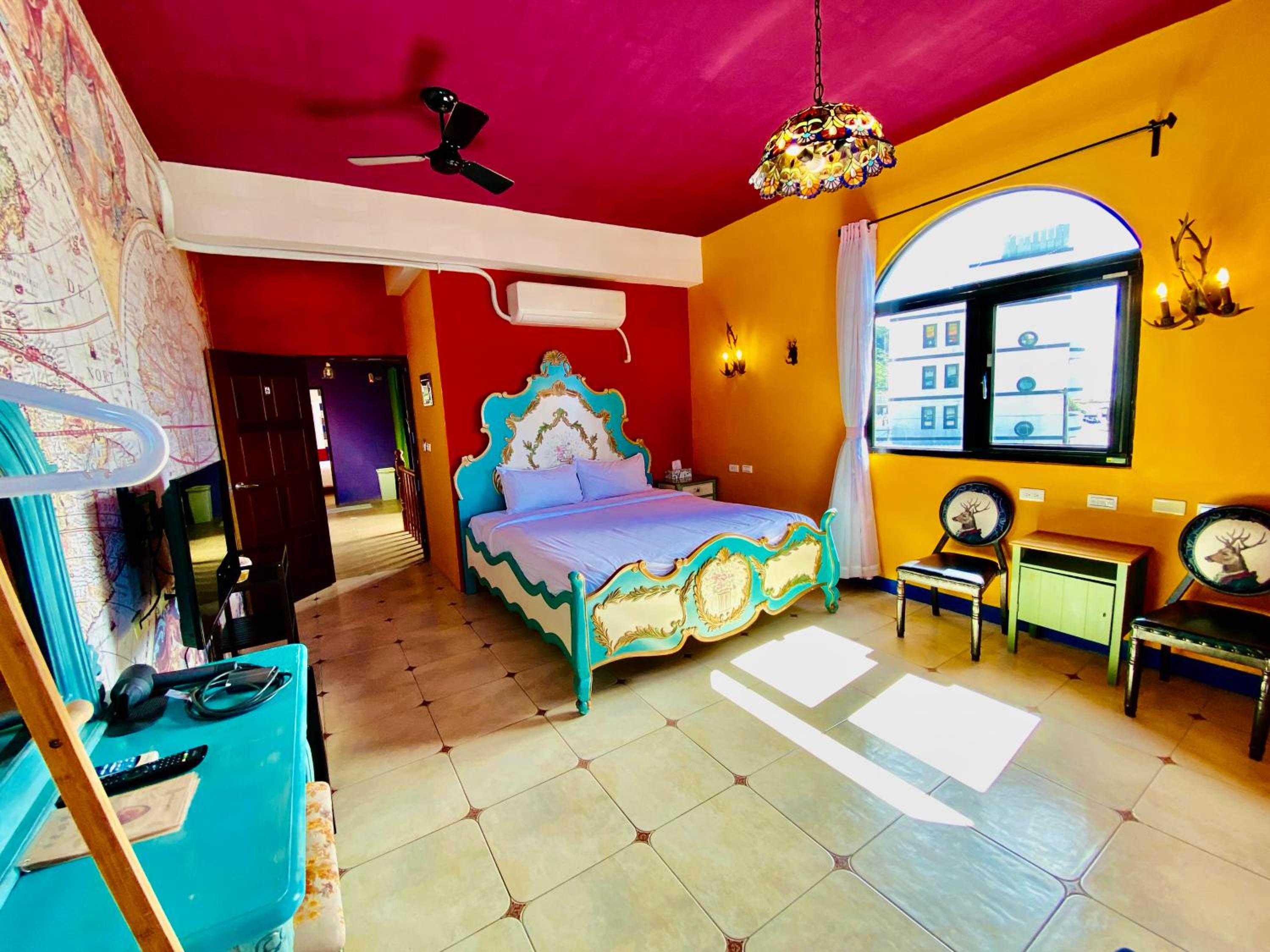 Deluxe Double Room with Sea View - Photo 7