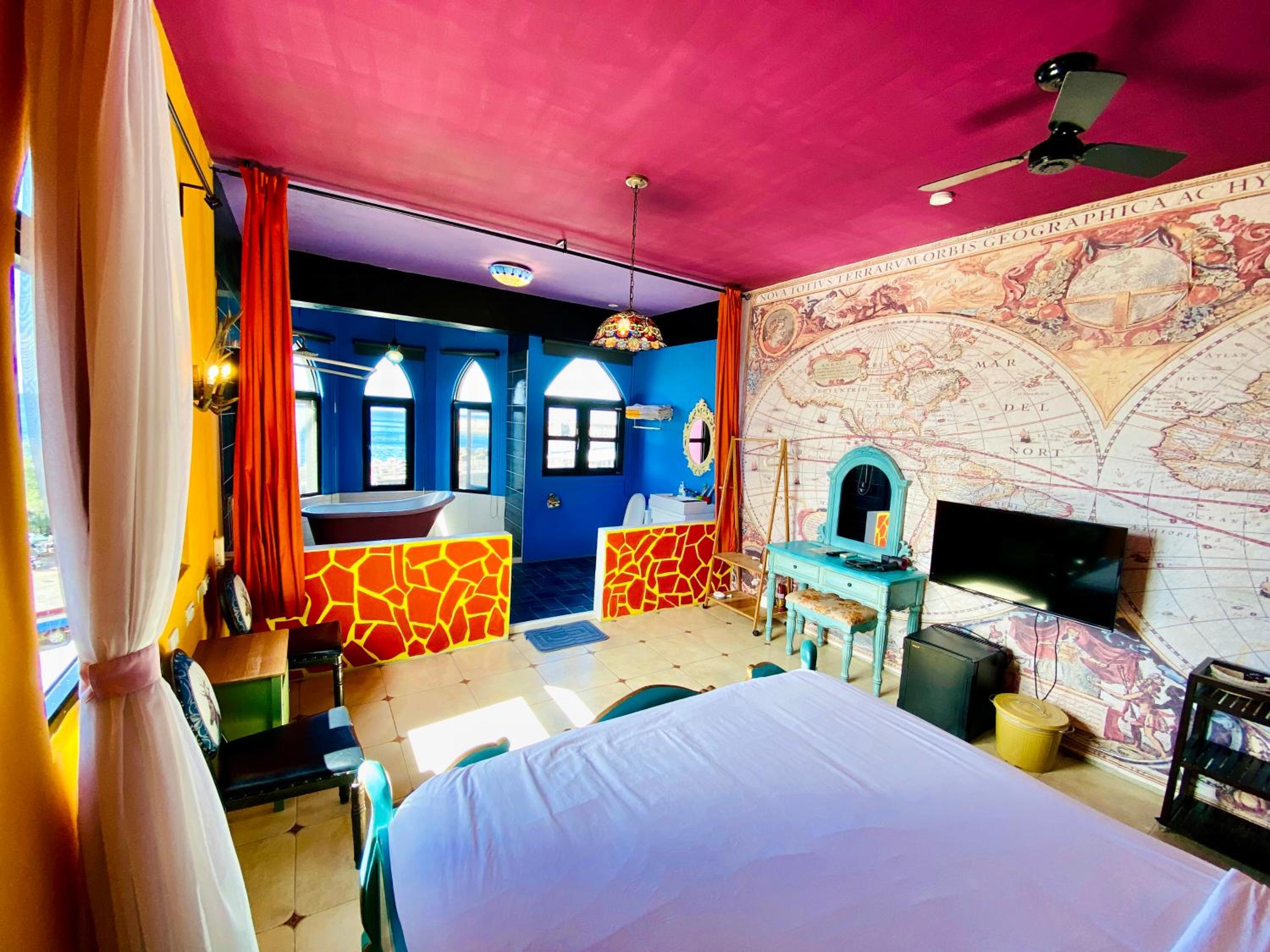 Deluxe Double Room with Sea View - Photo 5