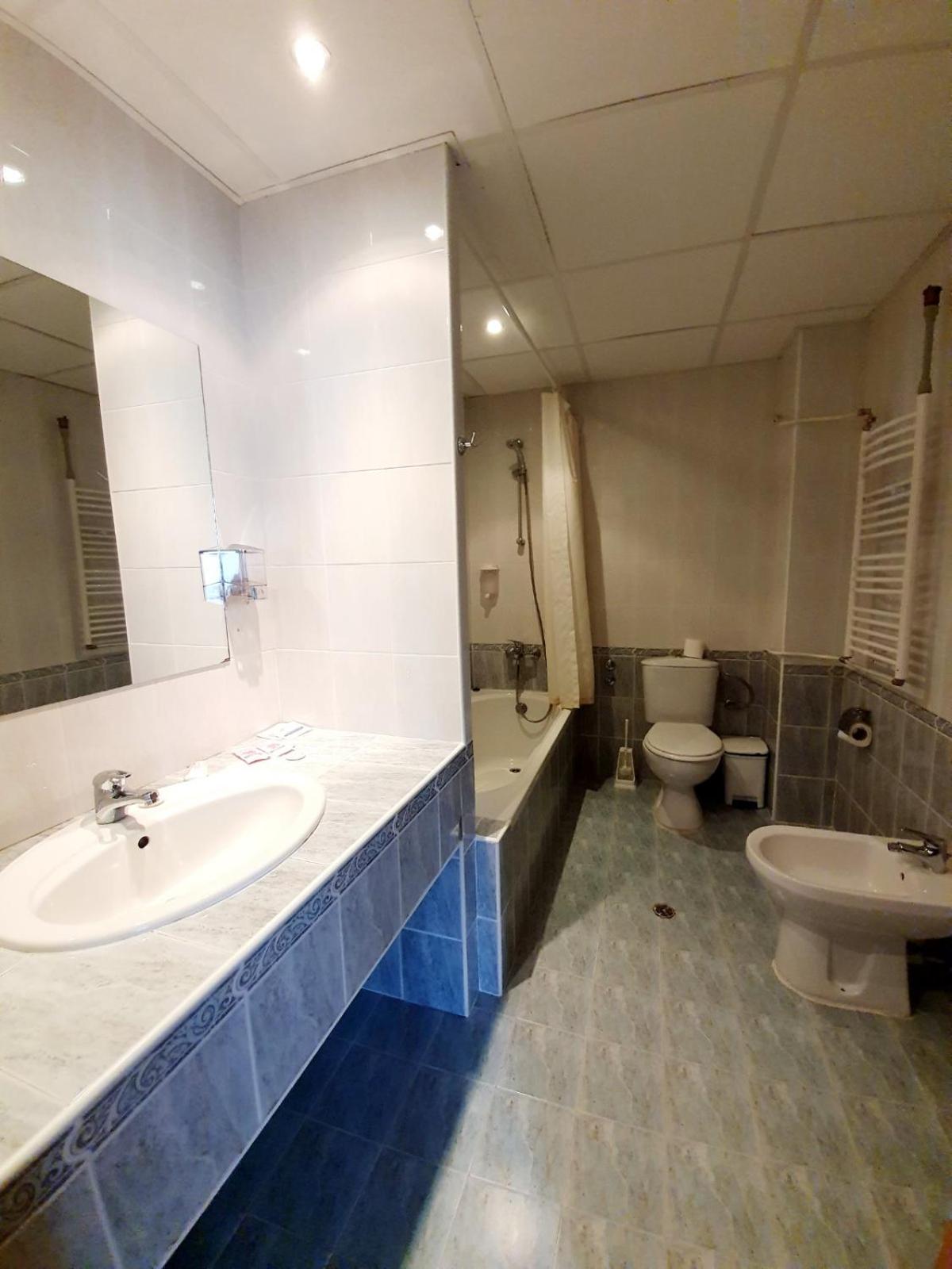Deluxe Double/Twin Room - Photo 2