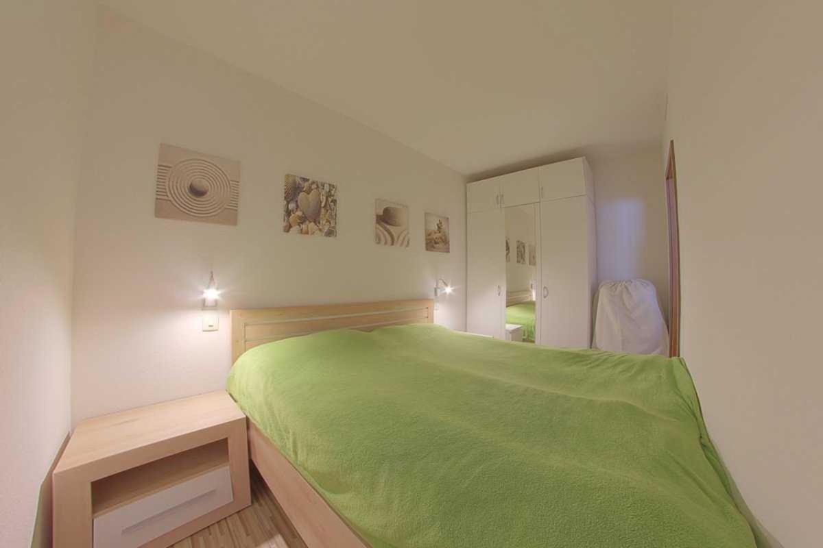 Apartment With Balcony photo 2