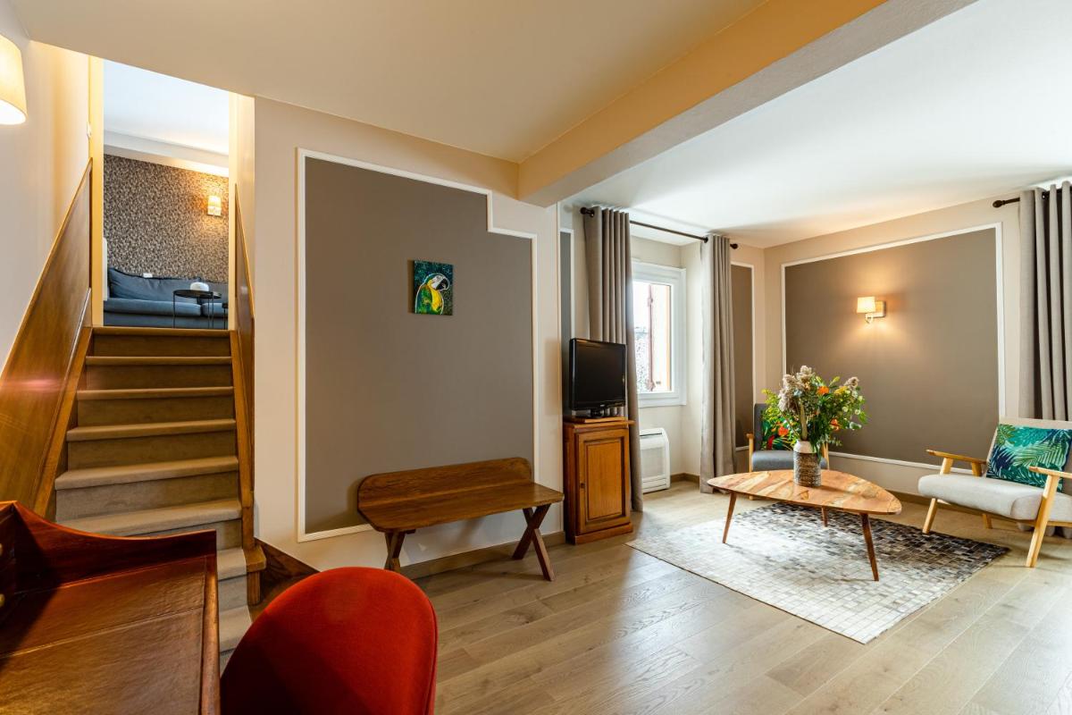 Junior Suite with Garden View photo 2