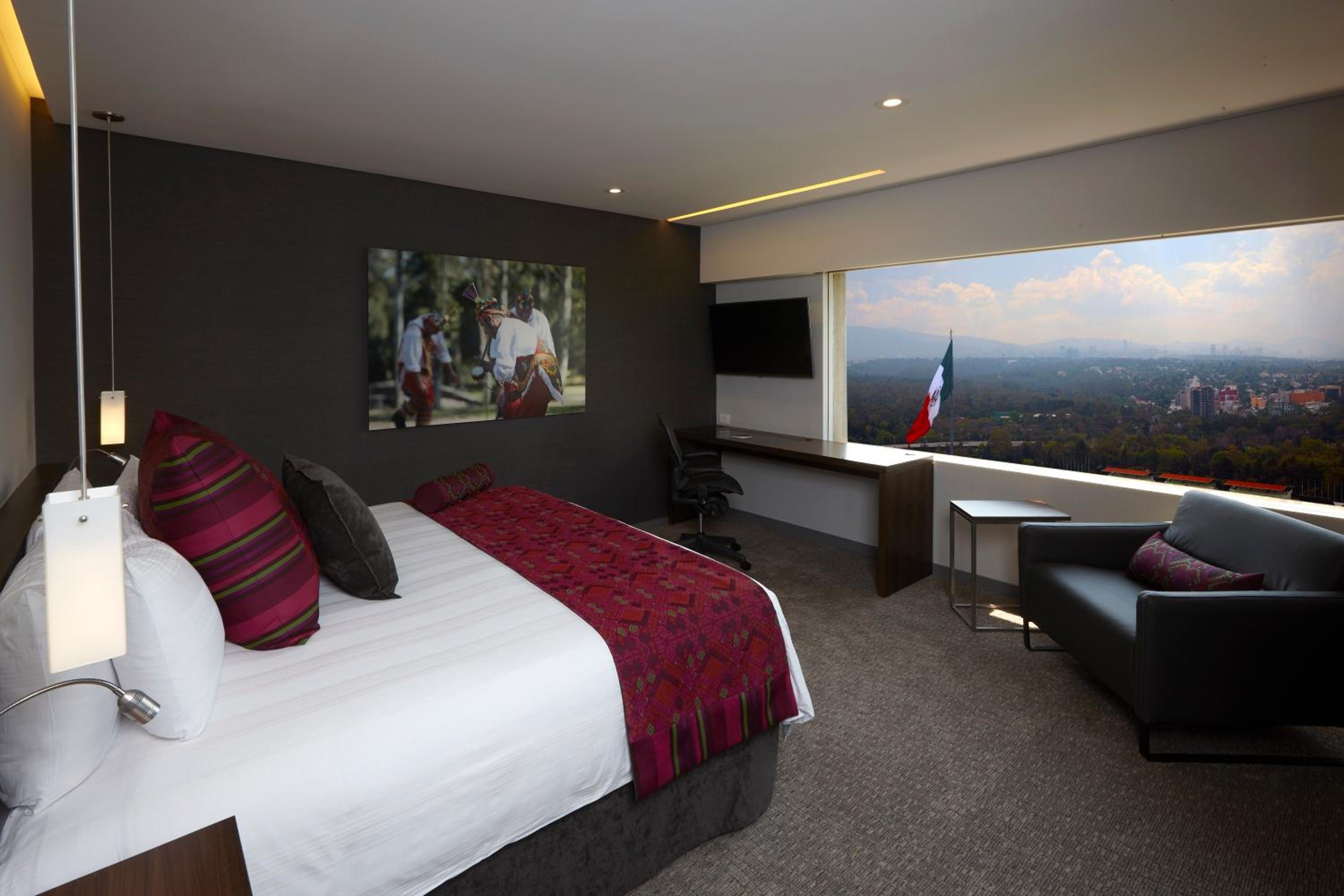 Club Room with Park View