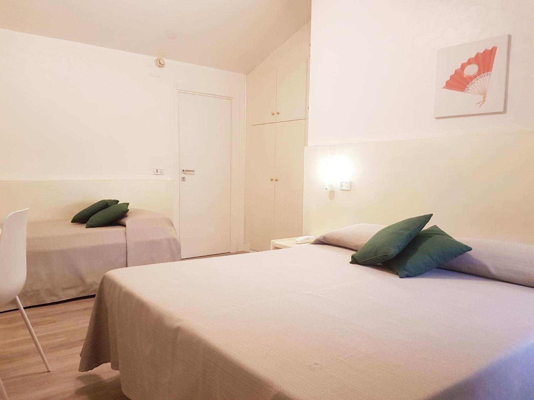 Triple Room - Photo 4