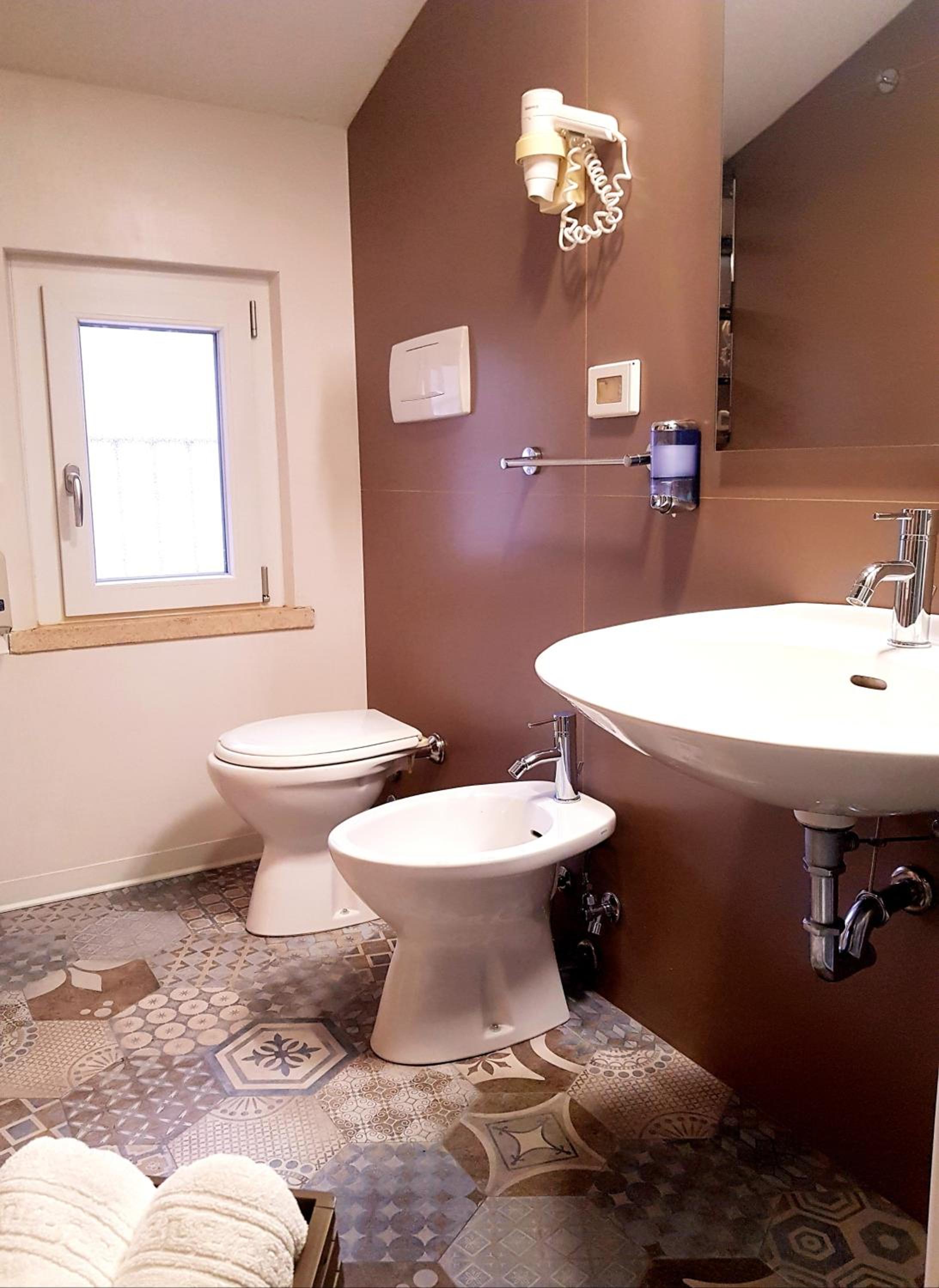 Triple Room - Photo 2