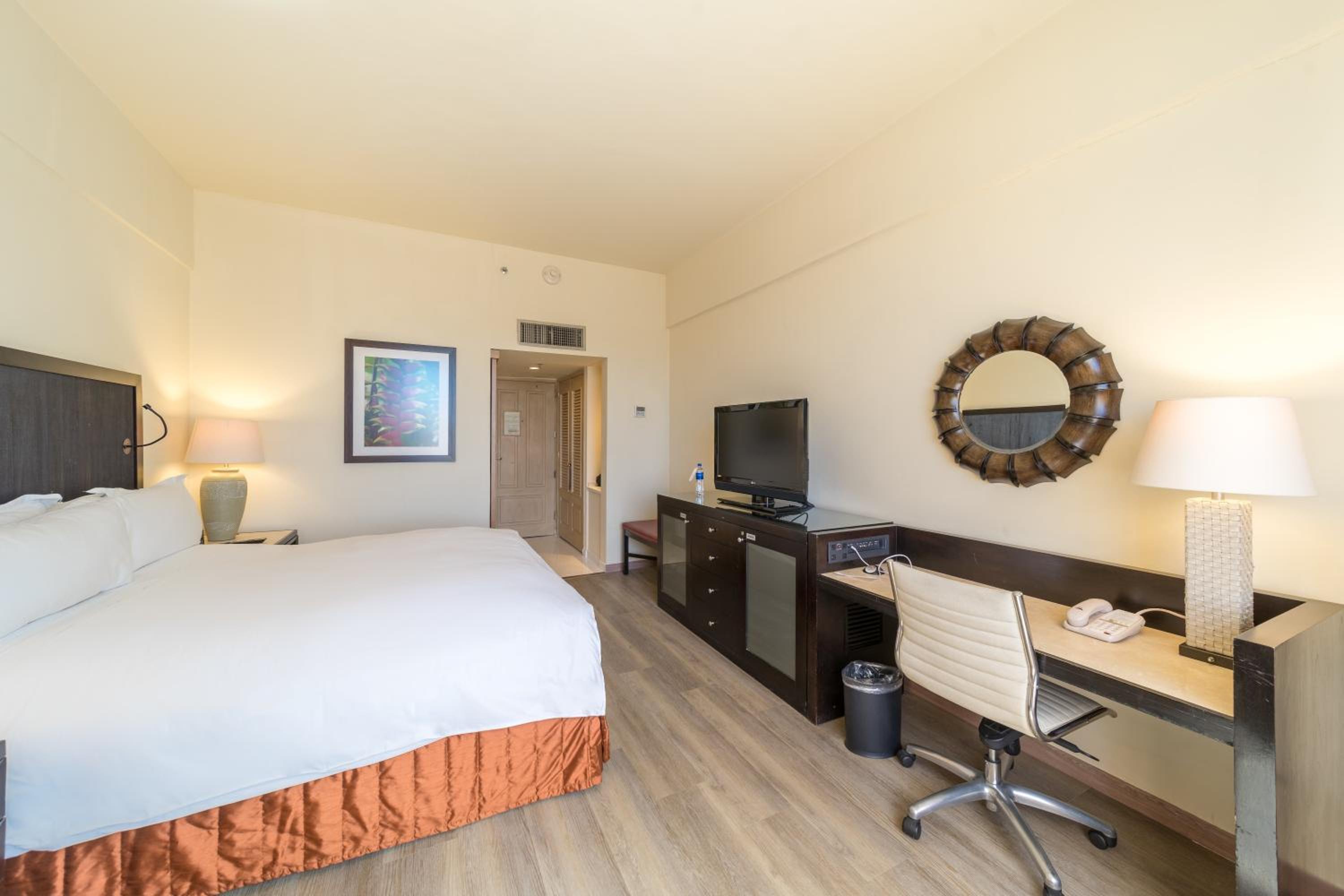 Classic King Room - Photo 2