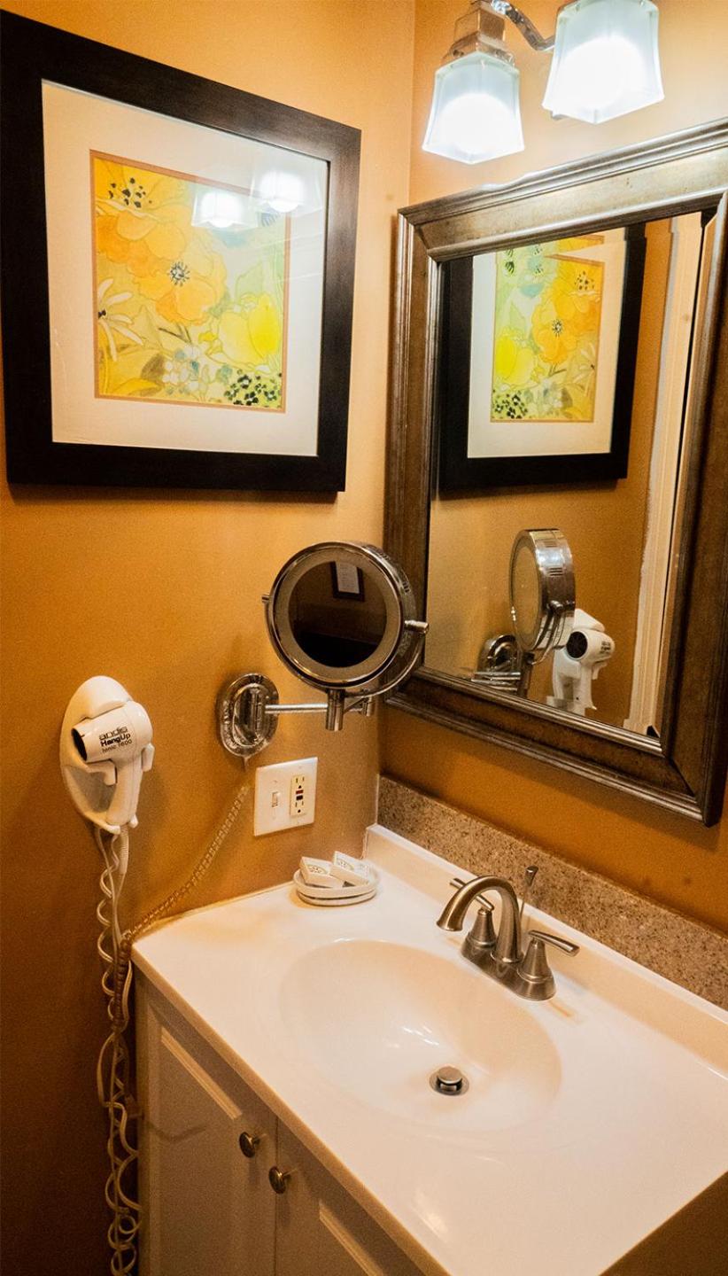 Queen Room photo 3