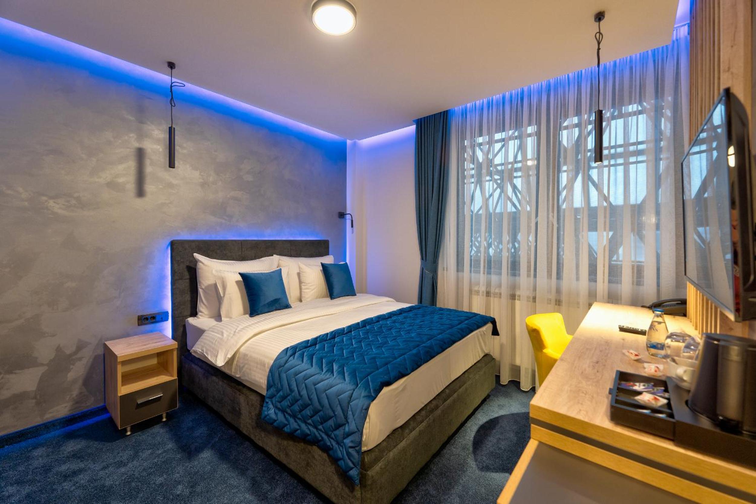 Standard Double Room - Photo 5