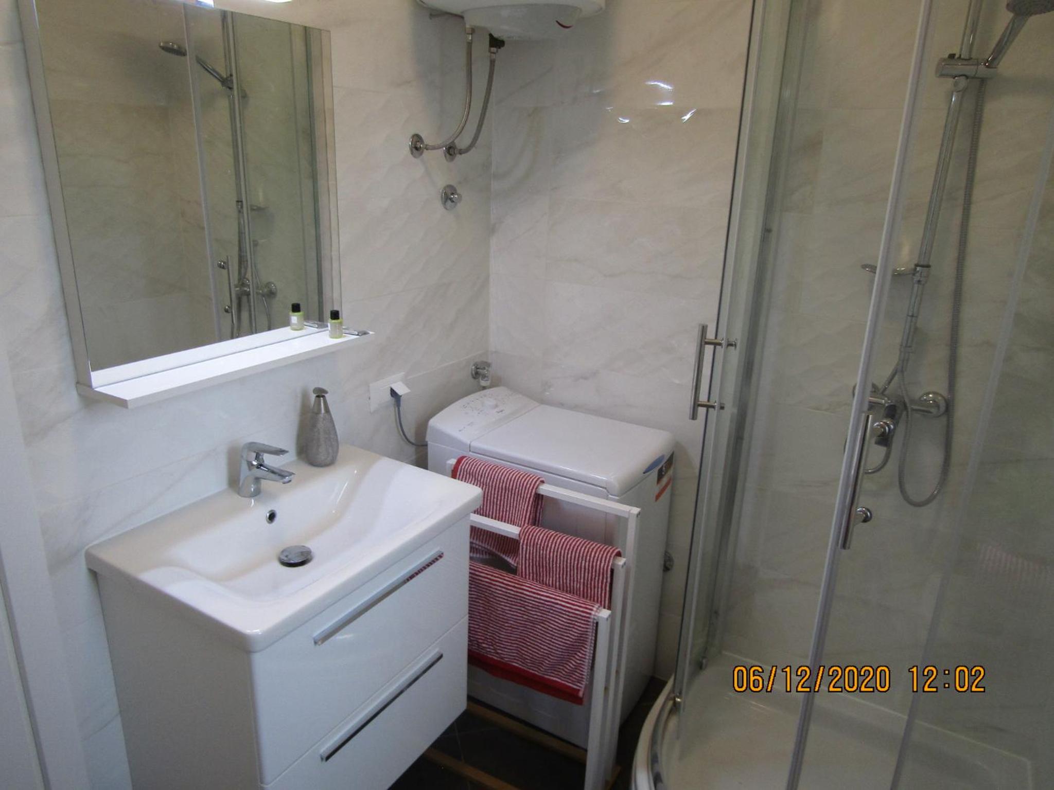 Studio Apartment with Sea View thumbnail 6