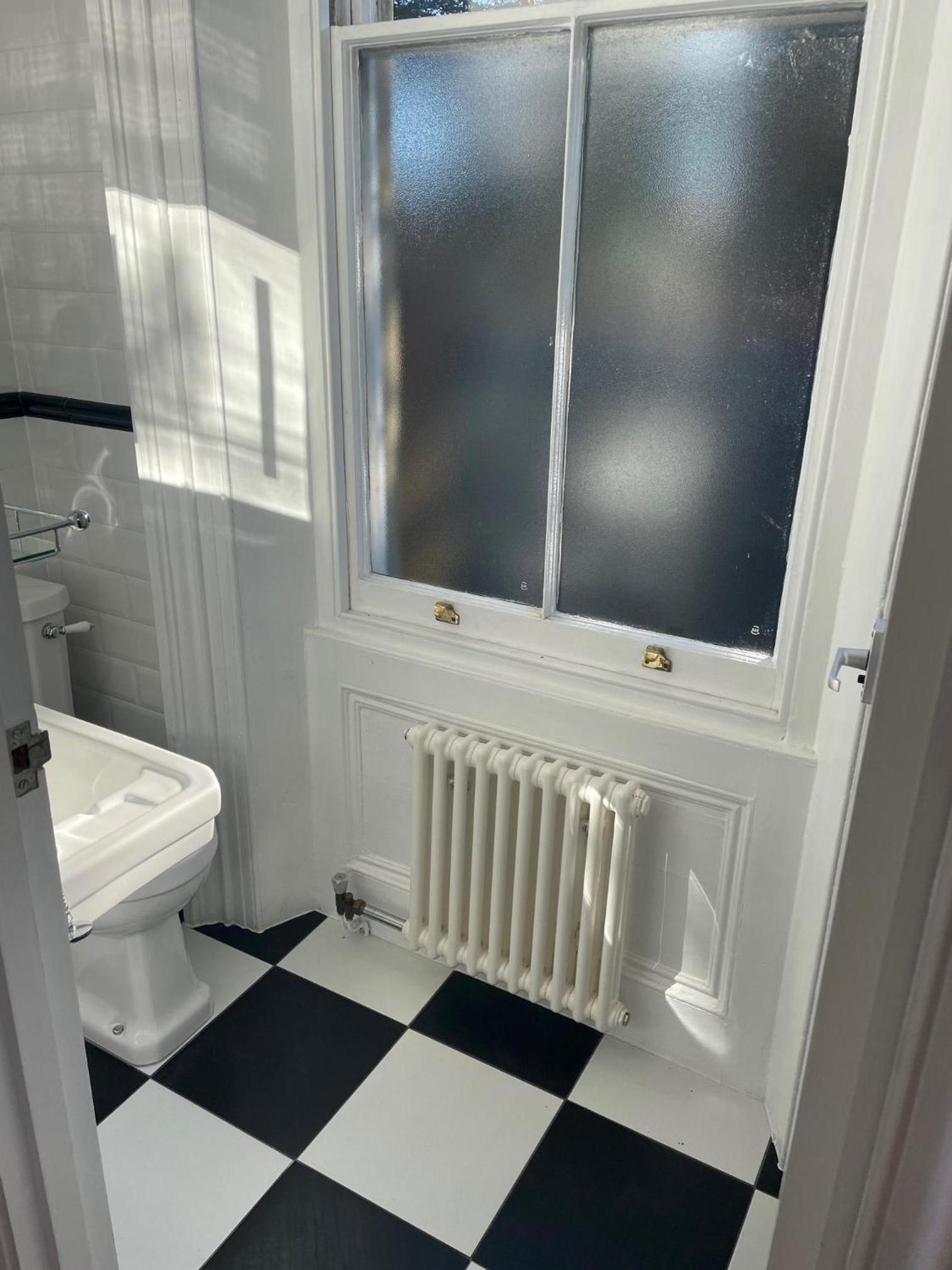 Single Room photo 2